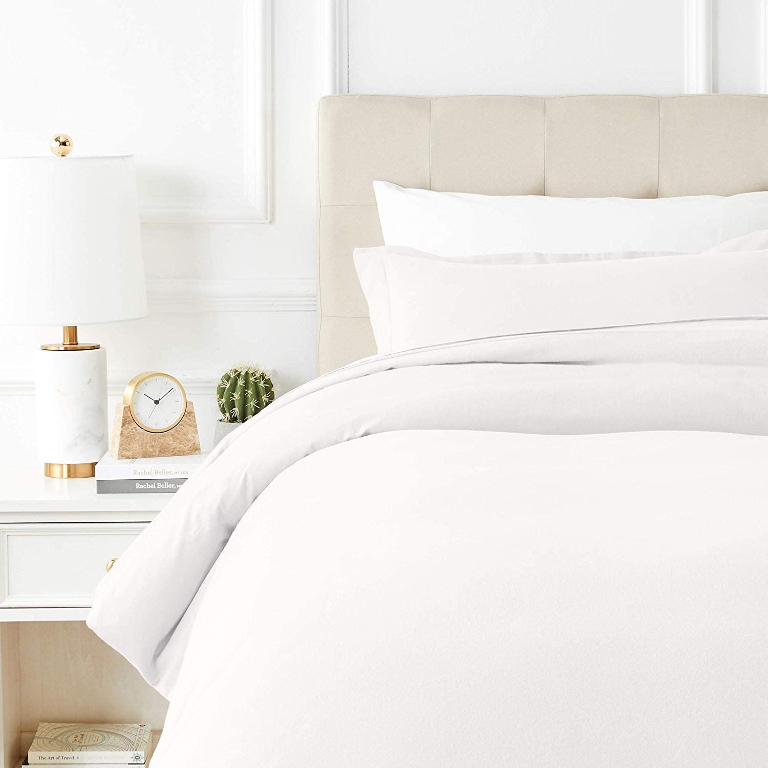 Price:$82.99  Sheets 600 Thread Count 3Pc Duvet Cover Set, 100% Long Staple Egyptian Cotton Quilt Cover, Silky Soft, Breathable with Hidden Zipper Closure(White, Oversized King) : Home & Kitchen