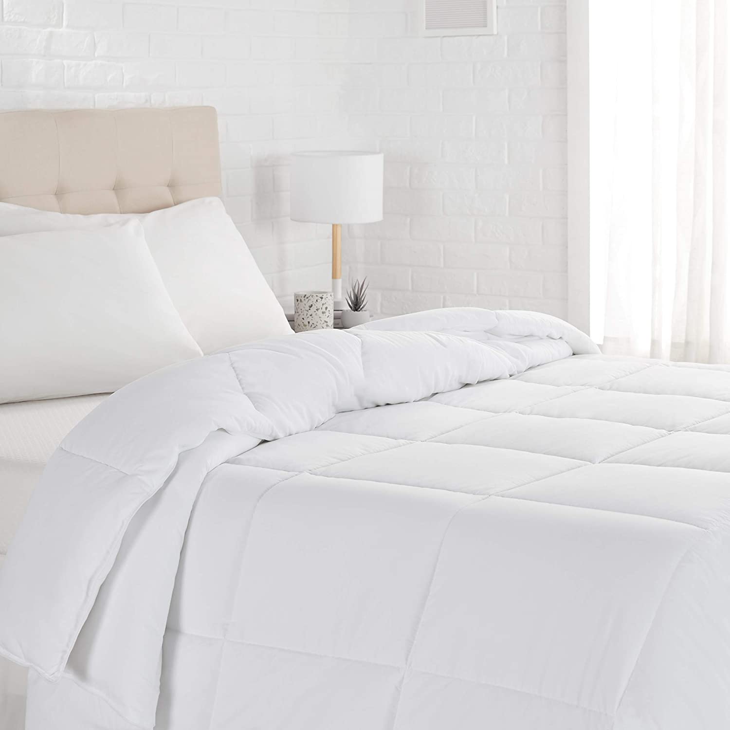 Price:$112.00 Amazon Basics Down Alternative Bedding Comforter Duvet Insert, Full / Queen, White, Light : Home & Kitchen