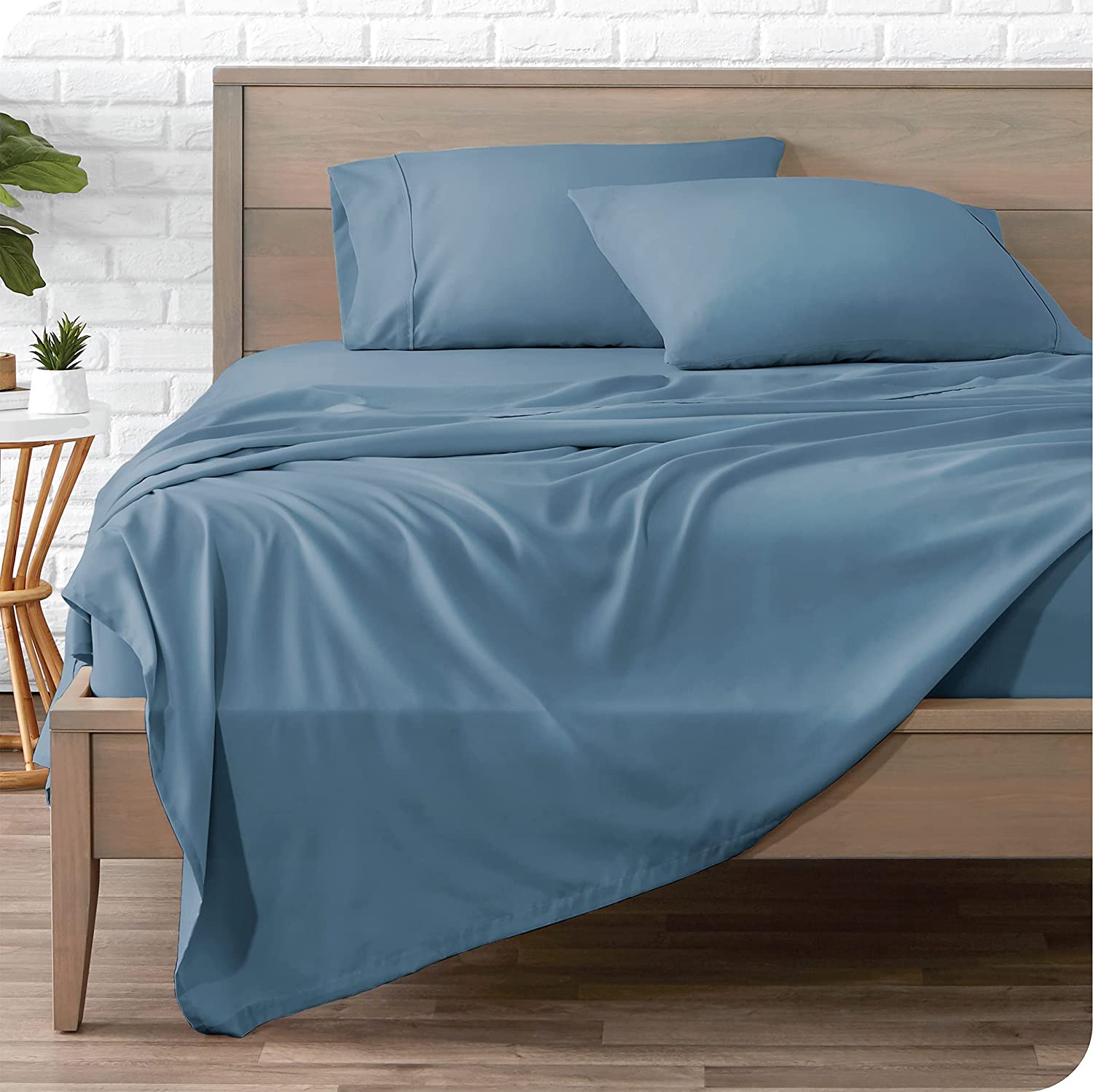 Price:$31.99  Home Twin XL Sheet Set - College Dorm Size - Premium 1800 Ultra-Soft Microfiber Twin Extra Long Sheets - Double Brushed - Twin XL Sheets Set - Deep Pocket - Bed Sheets (Twin XL, Coronet Blue) : Home & Kitchen