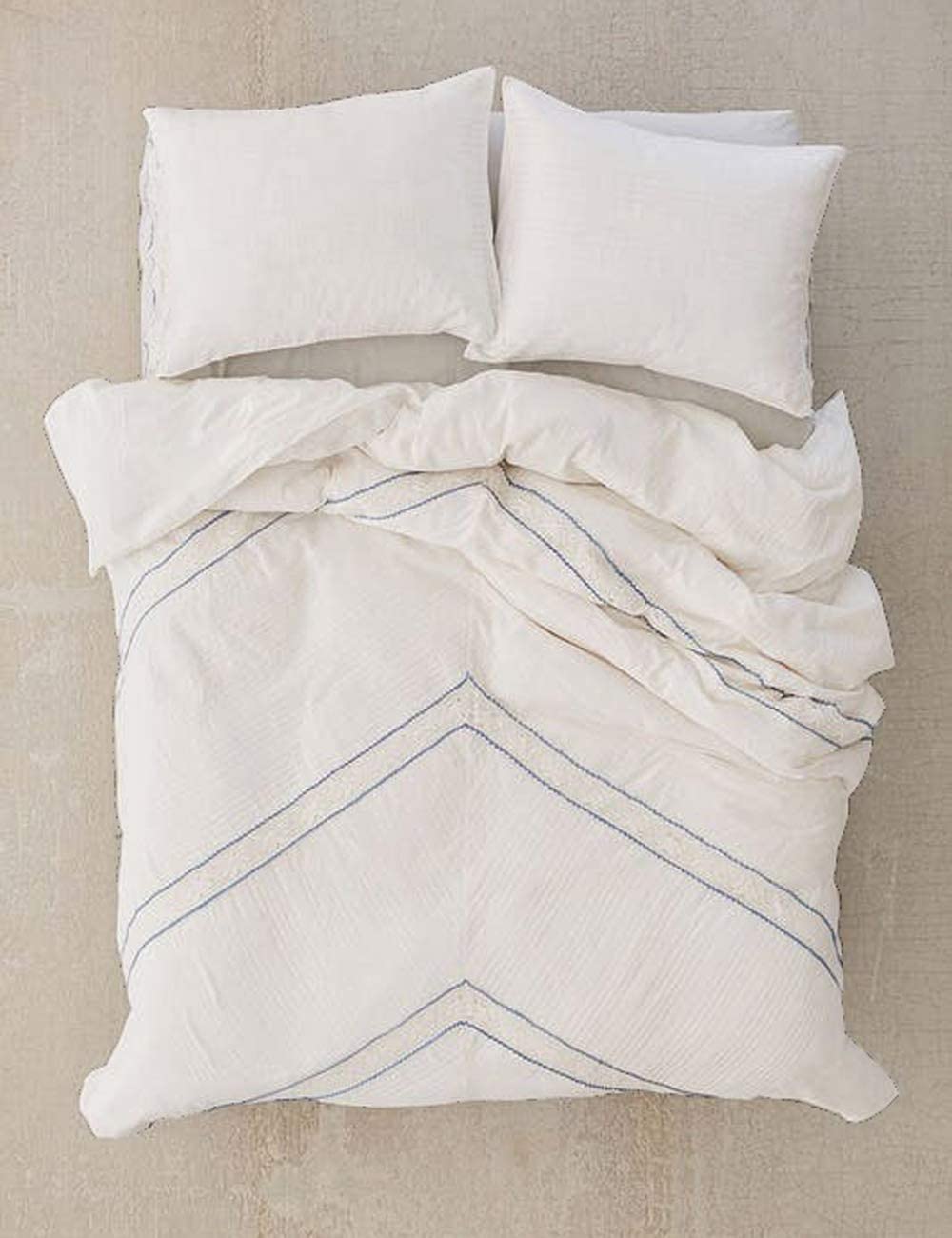 Price:$92.00  Culture 3 Piece Embroidered Arrow Geometric Duvet Cover Set with Zipper Closure & Corner Ties 100% Egyptian Cotton 600 Thread Count with 2 Pillow Shams (Oversized King, White) : Home & Kitchen