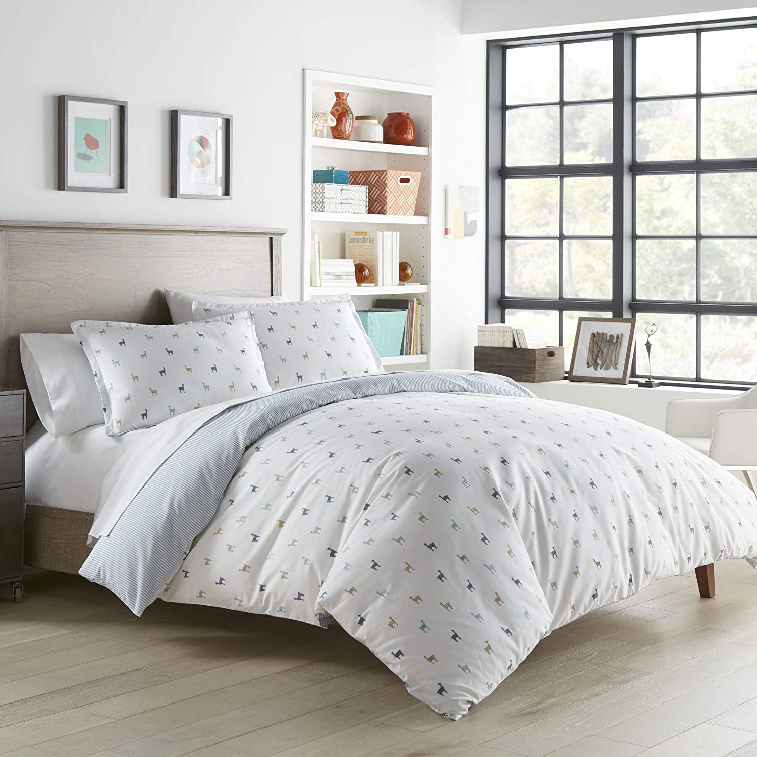 Price:$57.38  & Fritz | Llamas Collection | Duvet Cover Set - 100% Cotton, Cool & Lightweight Percale Weave, Reversible Bedding with Zipper Enclosures & Corner Ties, Twin, Blue : Home & Kitchen