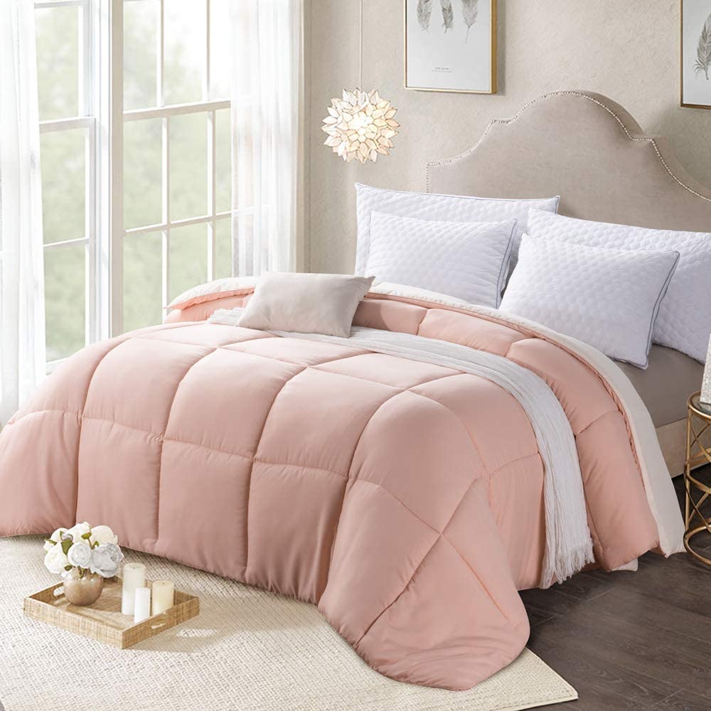 Price:$33.99  King Comforter Duvet Insert - Quilted Comforter with Corner Tabs,Plush Siliconized Fiberfill, Box Stitched Down Alternative Comforter - Machine Washable - 90" x 102" : Home & Kitchen