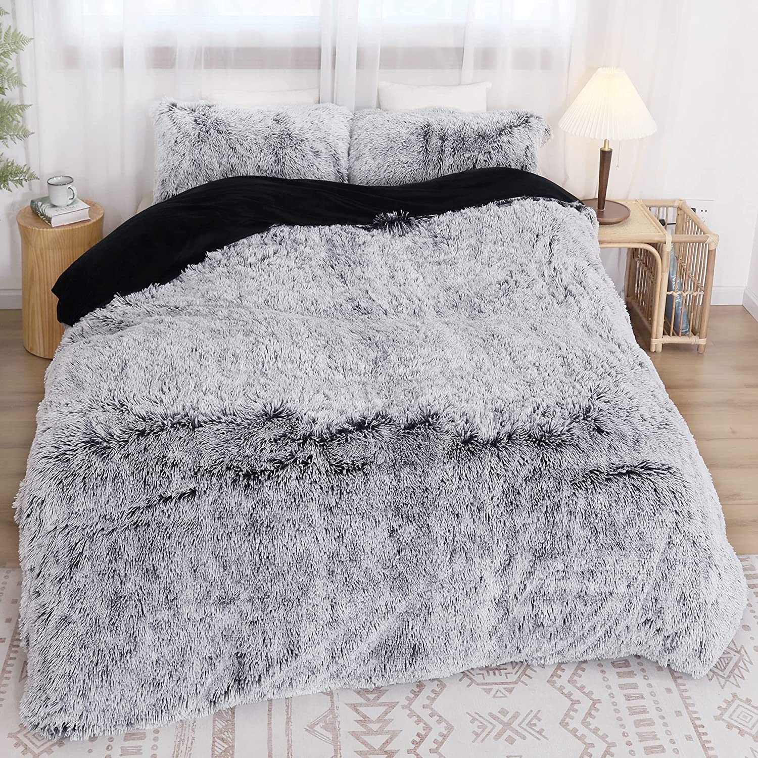Price:$53.99  Shaggy Faux Fur Duvet Cover Set,Ultra-Soft Fuzzy Microfiber Crystal Velvet Bedding Set 2 Pieces (1xDuvet Cover, 1xPillowcases),Zipper Closure,Twin Size Black Ombre : Home & Kitchen