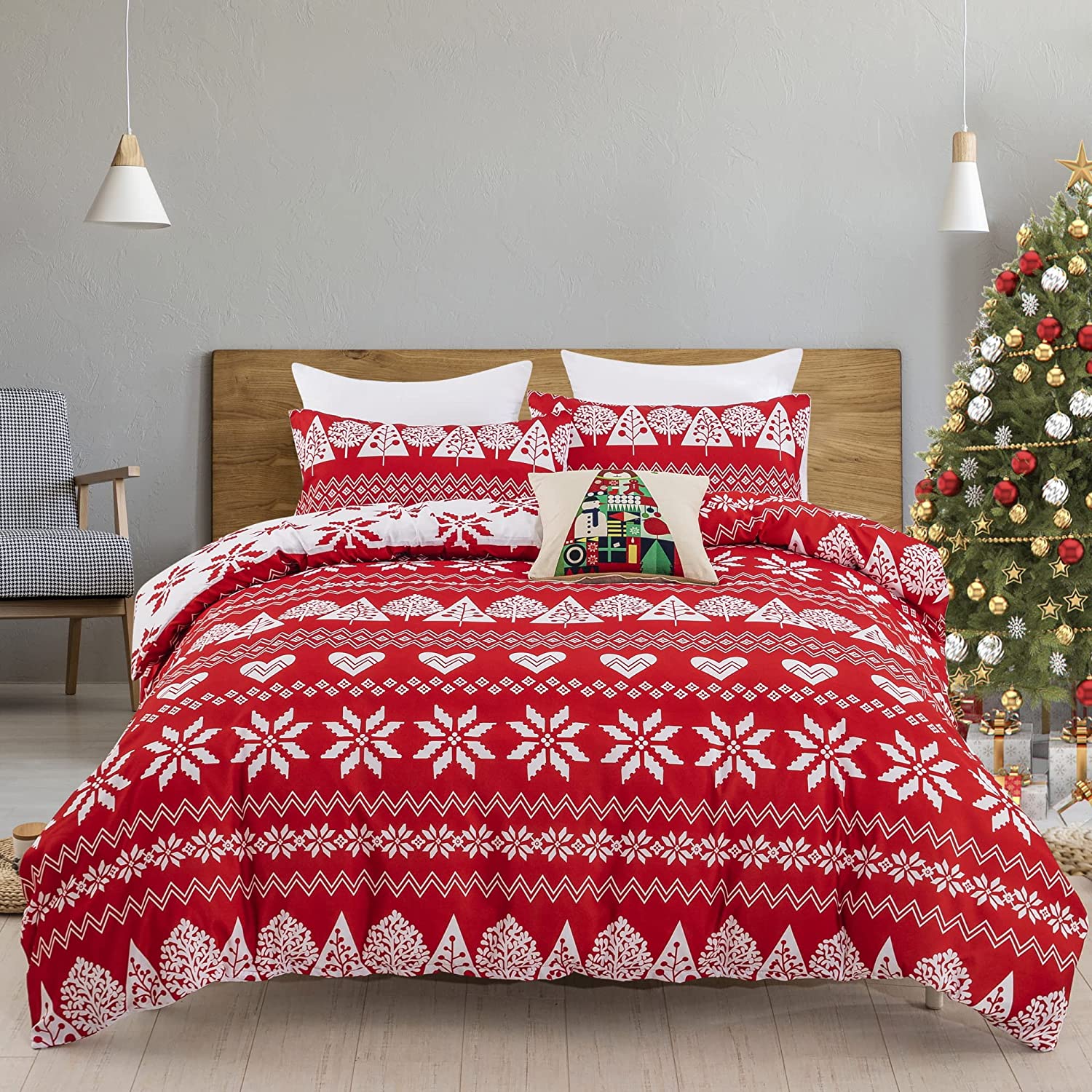Price:$30.99  Duvet Cover Queen Xmas Trees Snowflake Printed Duvet Cover Set Soft Microfiber 3 Pieces Red Bedding Set (1 Duvet Cover + 2 Pillowcases)  Decor for Kids Teens 90"x90" : Home & Kitchen