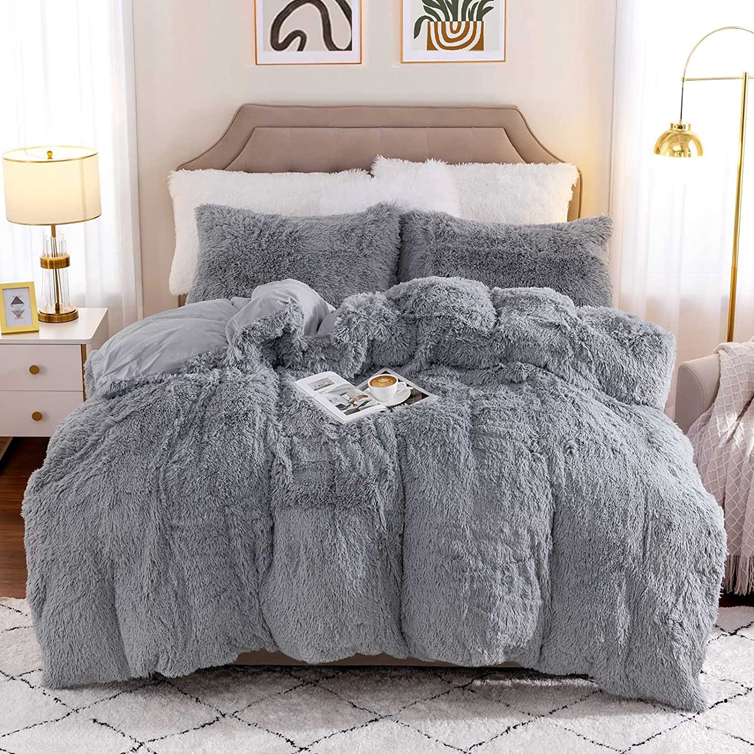 Price:$43.99  Plush Shaggy Duvet Cover Set Ultra Soft Velvet Bedding Sets 3 Pieces (1 Faux Fur Duvet Cover + 2 Faux Fur Pillow case), Zipper Closure (Queen, Gray) : Home & Kitchen