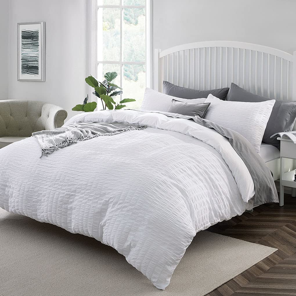 Price:$32.98  Duvet Cover Set with Zipper Closure, White Seersucker Striped Soft Washed Microfiber(1 Duvet Cover, 2 Pillowcases), 104x90 Inches : Home & Kitchen