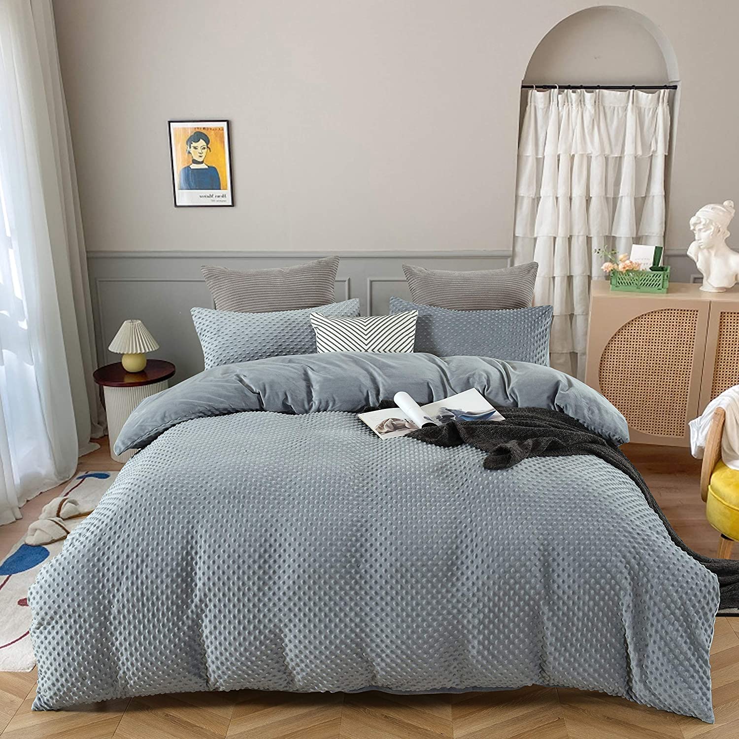 Price:$37.99  Winter Duvet Cover Velvet Bedding Queen Size, Gray Crystal Duvet with 2 Pillowcases for Winter : Everything Else