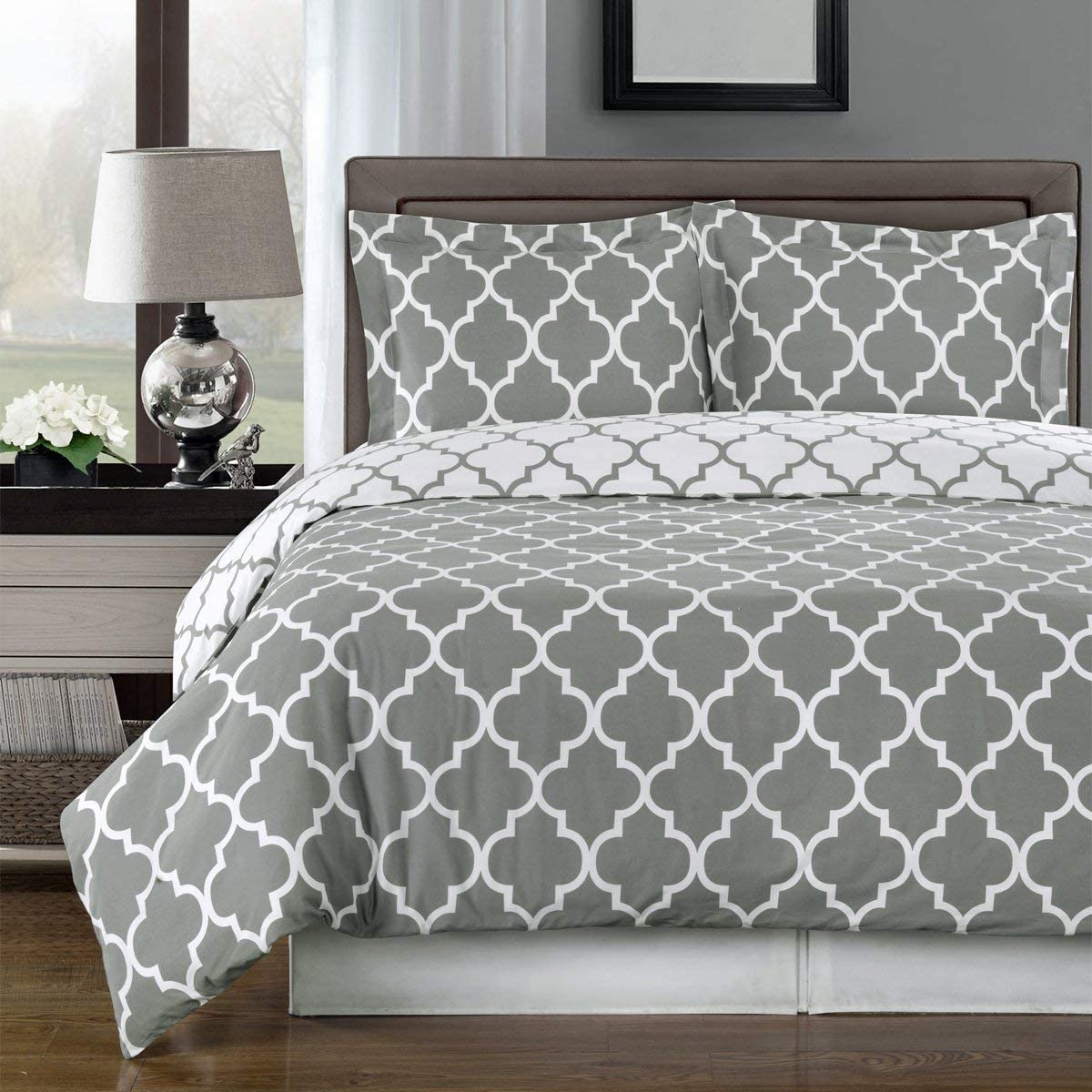 Price:$66.99  and White Meridian King / Cal-King 3-Piece Duvet-Cover-Set, 100 % Cotton 300 TC : Home & Kitchen