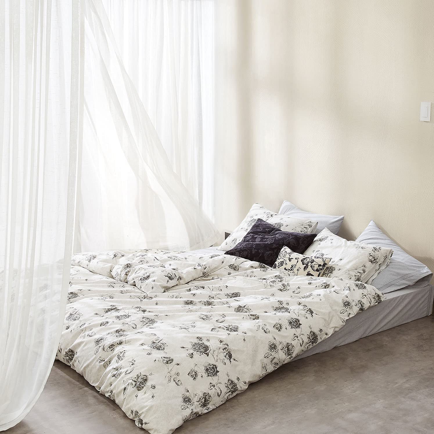Price:$149.99  Klein Etched Rose Full Queen Duvet Cover Set, Light Grey : Home & Kitchen