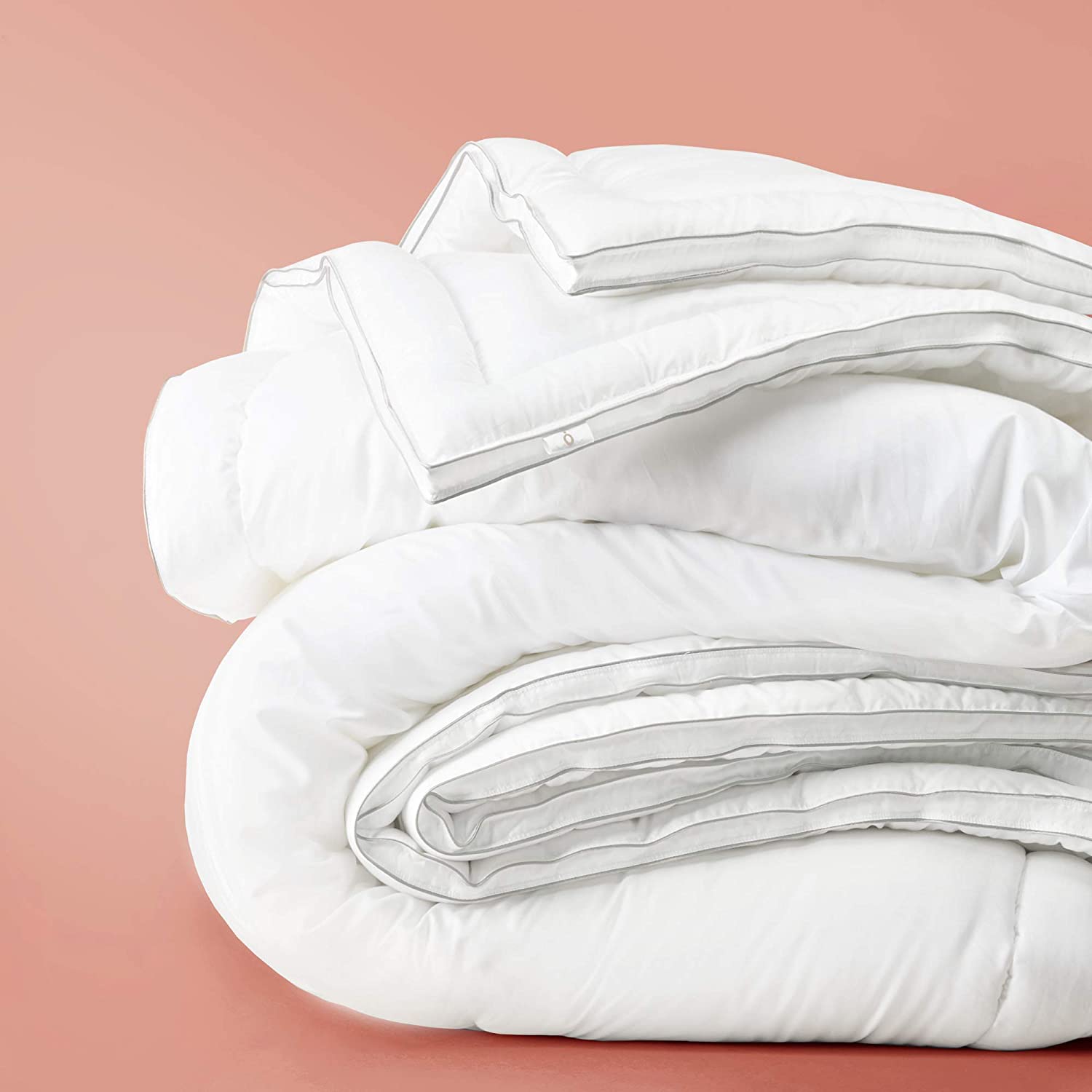 Price:$119.99  Lyocell Eucalyptus Comforter | Eco Friendly Duvet Insert | Cloud Fluffy, Lightweight, Breathable, Temperature Regulating, White, Full / Queen Size, 94 x 90 inch : Home & Kitchen