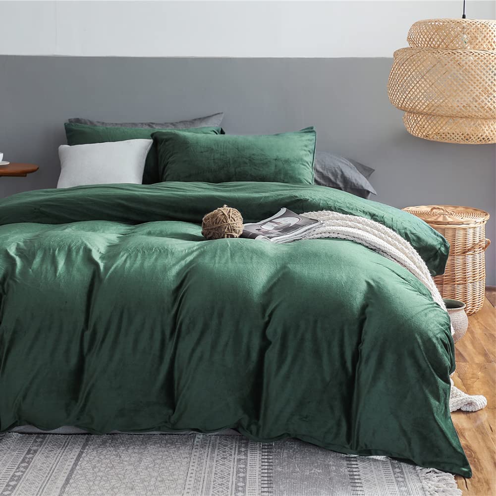 Price:$59.99  Dark Green Velvet Flannel King Duvet Cover Set, Luxury Crystal Velvet Bedding Duvet Cover Set with Zipper and Ties, Solid Color Comforter Cover for All Season : Everything Else