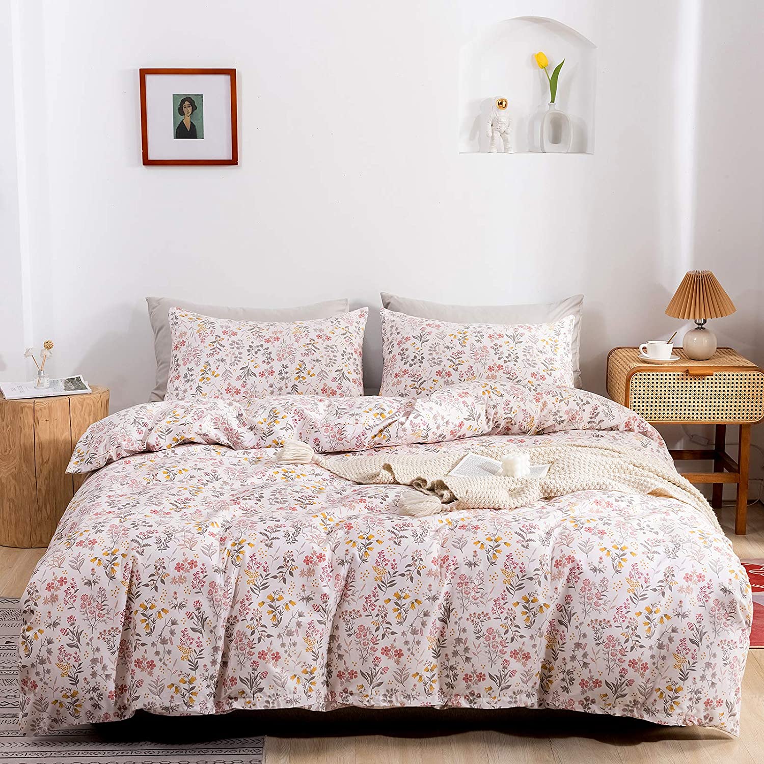 Price:$67.69  Pink Floral Duvet Cover Set King, 3 Pieces Comforter Cover Set with Zipper Ties, Soft Breathable Lightweight 1 Cotton Duvet Cover 2 White Pillowcases (King,Pink) : Home & Kitchen