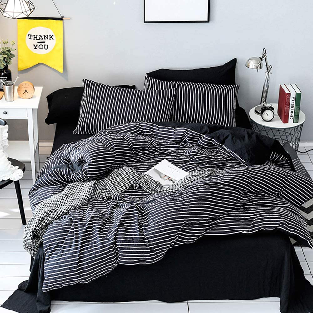 Price:$33.90  Duvet Cover Set King Size Striped Pattern Reversible Luxury Soft Bedding Set Comforter Cover Microfiber(1 Duvet Cover+2 Pillowcases) Black/White : Home & Kitchen