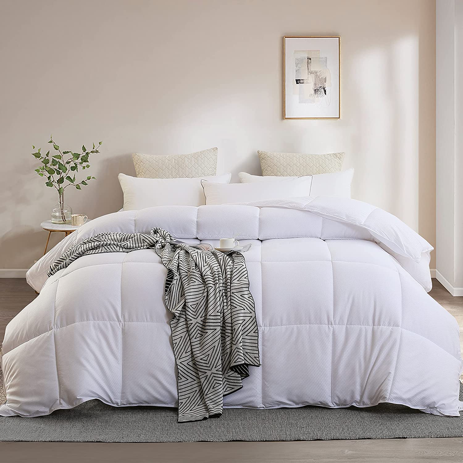 Price:$41.99  All Season Down Alternative Comforter Queen Size - White Fluffy Duvet Insert with Corner Tabs - Plush Microfiber Fill - Lightweight and Soft (90 x 90 inches) : Home & Kitchen