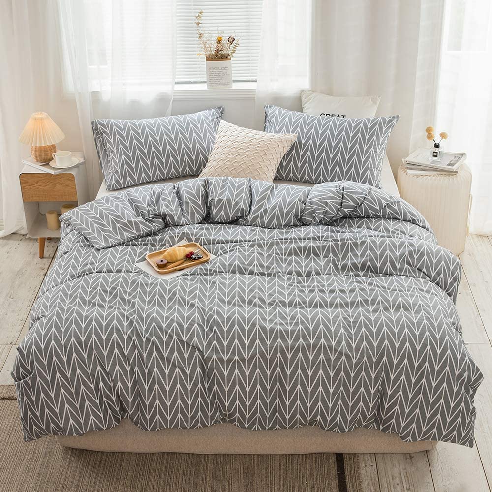 Price:$68.00  Grey Striped Duvet Cover King 3 Pieces 100 % Cotton Soft Bedding Duvet Cover Set with Zipper Closure for Teens Men Gray Chevron Striped Modern Comforter Cover Set King Size,4 Corner Ties : Home & Kitchen