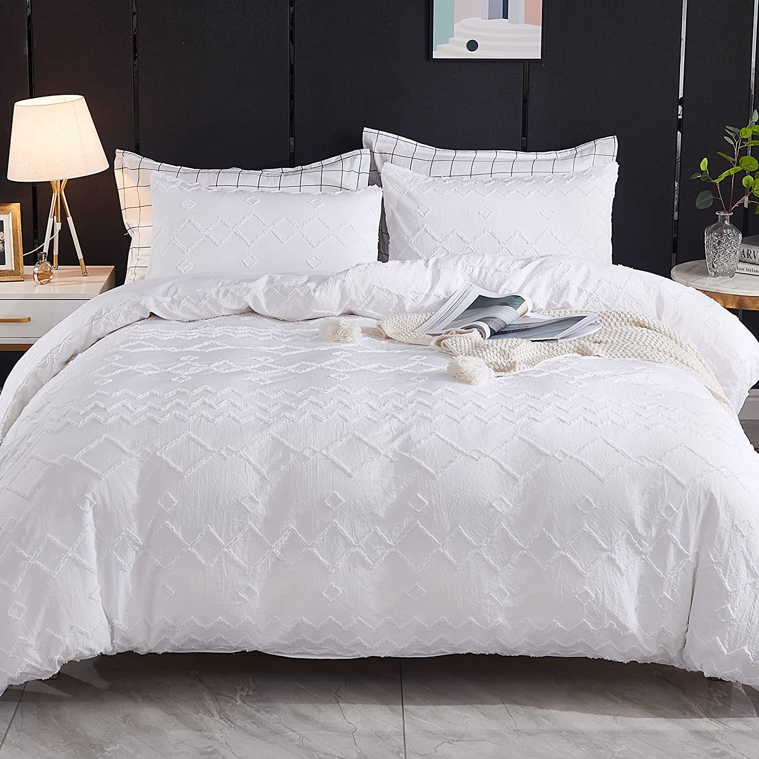 Price:$42.99  White Tufted Duvet Cover Queen Size (90x90 inch), 3 Pieces（1 Boho Duvet Cover, 2 Pillowcases） Soft Microfiber Geometric Duvet Covers Set with Zipper Closure, Corner Ties… : Home & Kitchen