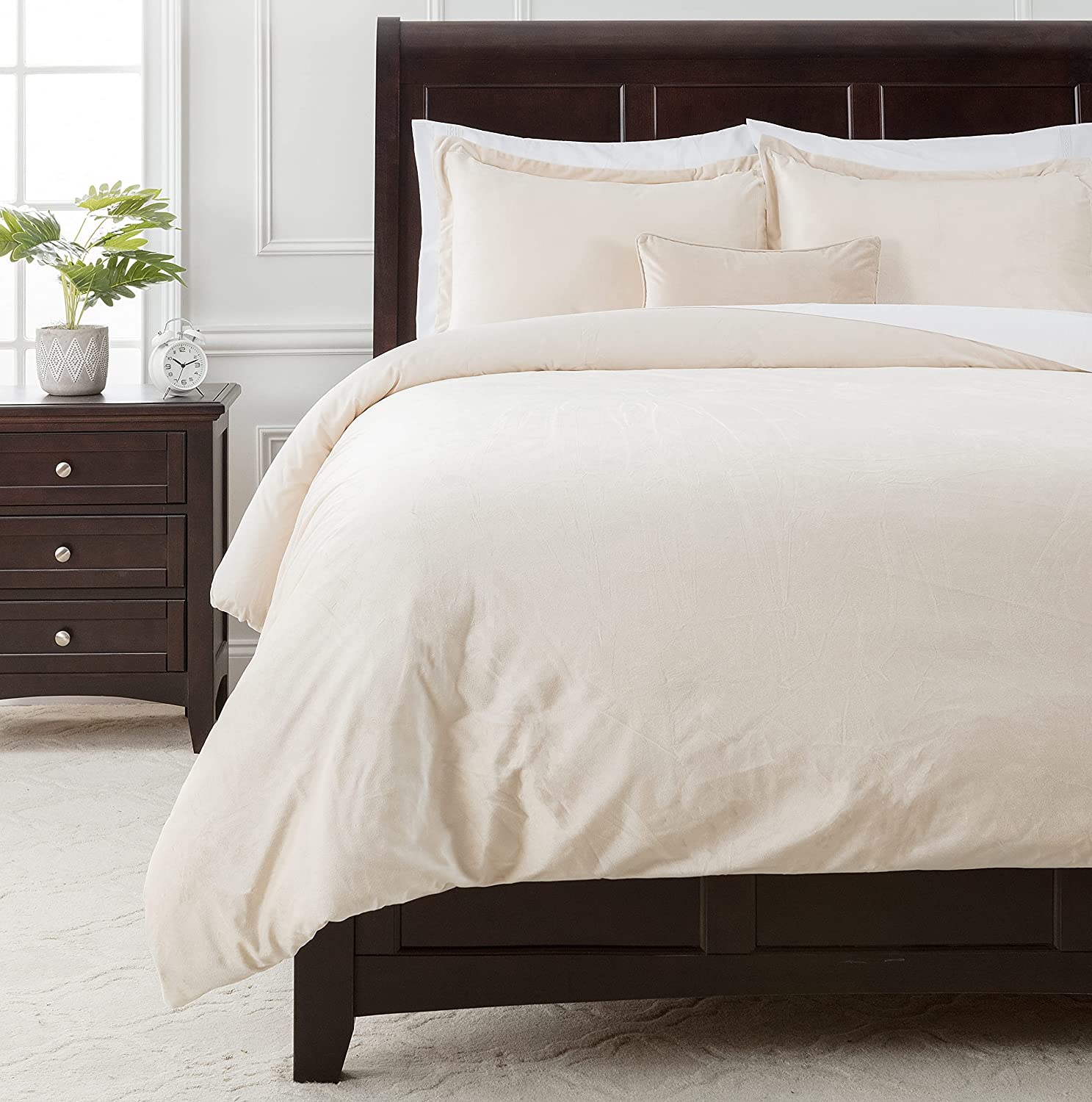 Price:$59.99  Velvet Bedding Duvet Comforter Cover 3-Piece Solid Color Ultra Soft Luxury Set - Luxury Lightweight for All Season - Breathable Wrinkle and Stain Resistant Machine Washable - Ivory King Size : Home & Kitchen