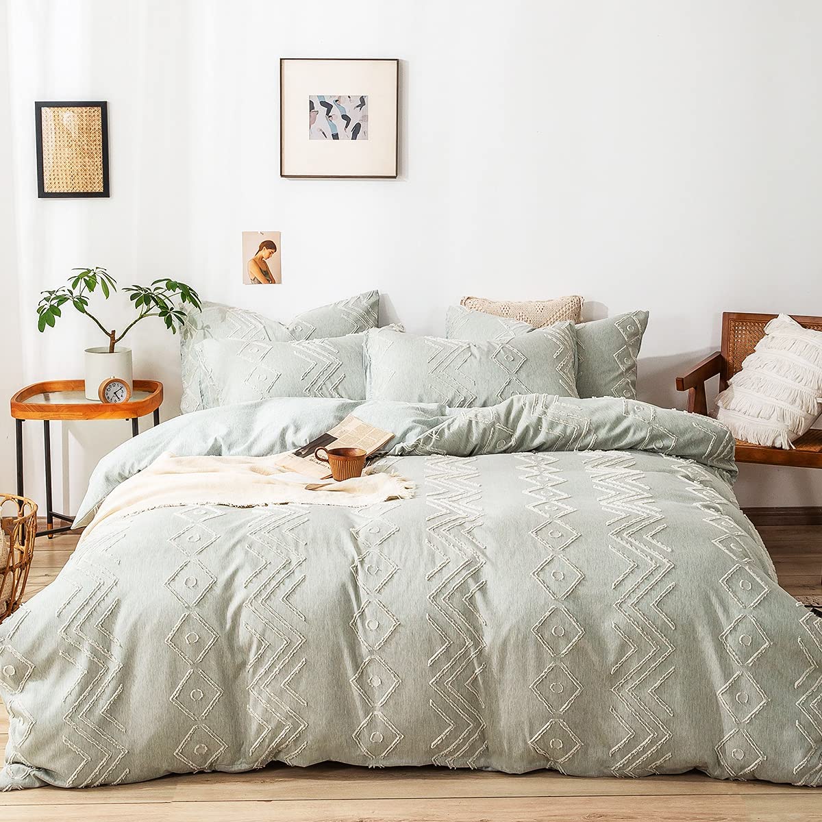 Price:$34.99  Duvet Cover Twin Size Boho Tufted Green Duvet Cover Twin(68x90’’) Soft Breathable Cation Microfiber Light-Weight Bedding Set 1pcs Comforter Cover,1pcs Envelop Pillowcase : Home & Kitchen