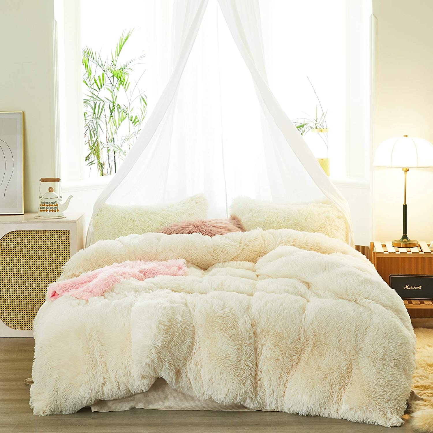 Price:$54.99  3 Piece Luxury Shaggy Duvet Cover Set King Size, Ultra Soft Beige Faux Fur Plush Fluffy Bedding Set Warm for Winter : Home & Kitchen