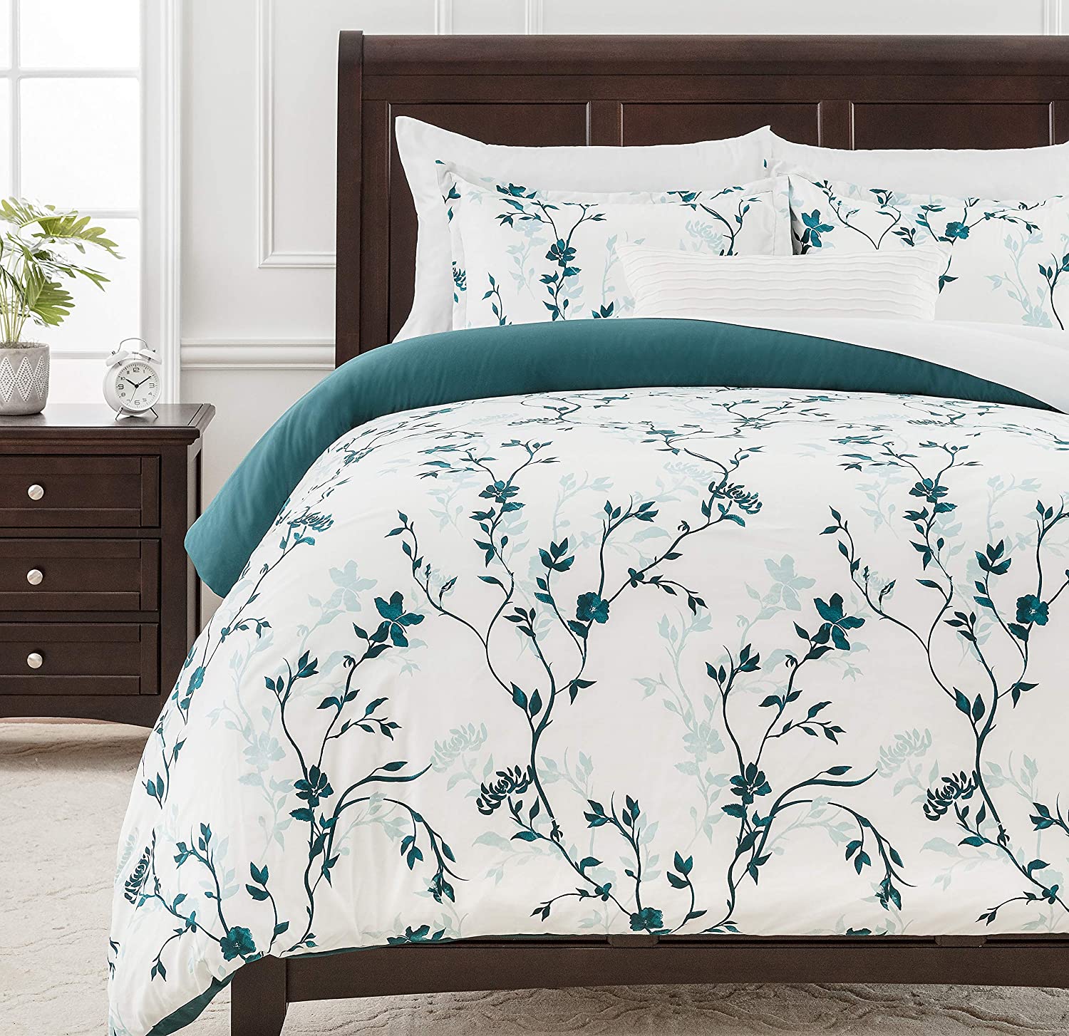 Price:$39.99  Deep Teal Floral Duvet Comforter Cover Bedding Set King Size - Floral Print 3-Piece Set Lightweight Elegant Aesthetic Microfiber Bedcover - Ultra Soft Machine Wash Breathable Stain Resistant : Home & Kitchen