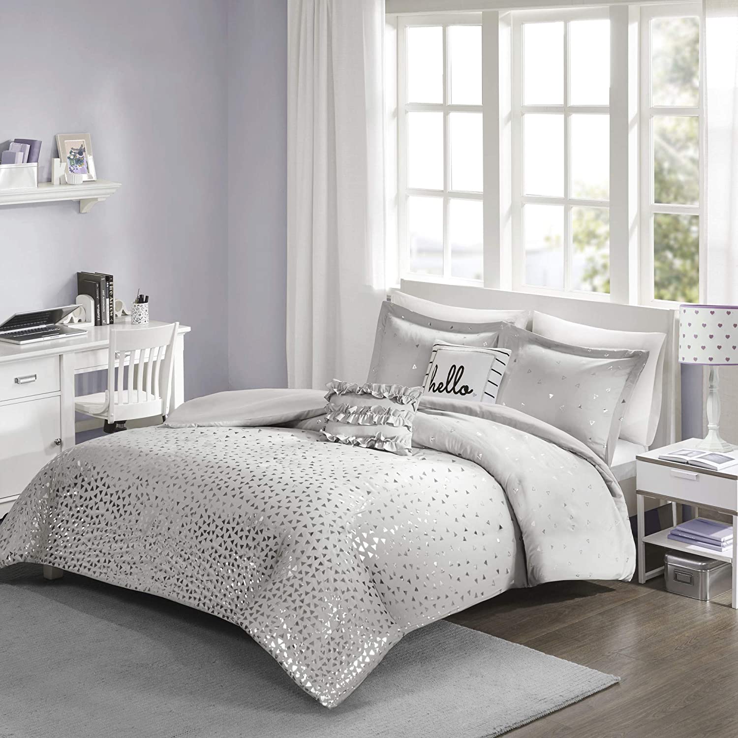 Price:$69.99  Design Duvet Set Metallic Print Design, All Season Comforter Cover Matching Shams, Decorative Pillow, Teen Bedding, Girls Bedroom Décor, King/Cal King, Zoey Triangle Grey/Silver 5 Piece : Home & Kitchen