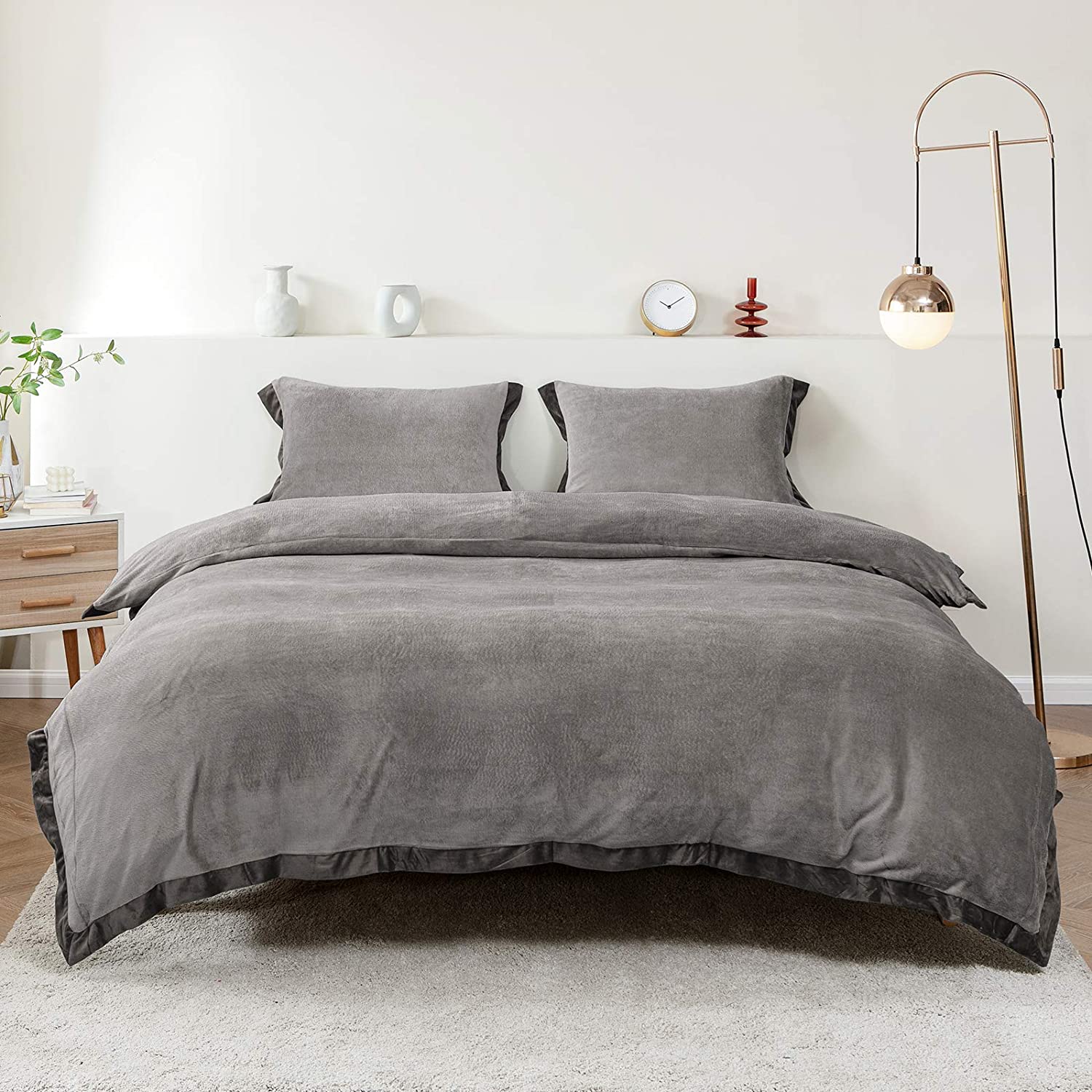 Price:$46.99  Bedding Duvet Cover Twin Flannel Velvet Super Soft Comforter Thicken Warm Solid Color Quilt Cover with Pillowcase 2 Pieces Luxury Fuzzy Cover Set Shrink and Fade Resistant (66"x90") - Gray… : Home & Kitchen