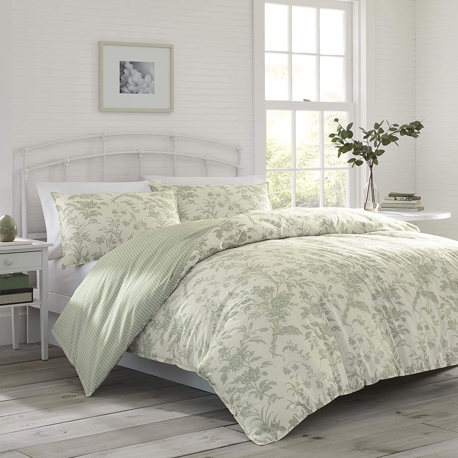 Price:$109.99  Ashley | Natalie Collection | Luxury Premium Ultra Soft Duvet Set, Lightweight & Comfortable Bedding, Stylish Design for Home Décor, 3pc King, Green : Home & Kitchen