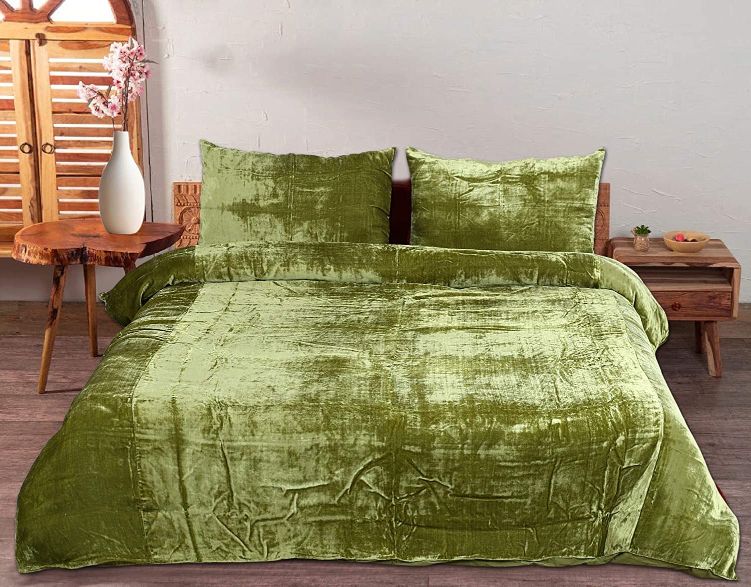 Price:$98.99  Pcs Set Solid Pattern Velvet Bedding Ultra Donna Crushed Luxury Boho Duvet Cover (Green, Queen 90" x 90") : Home & Kitchen