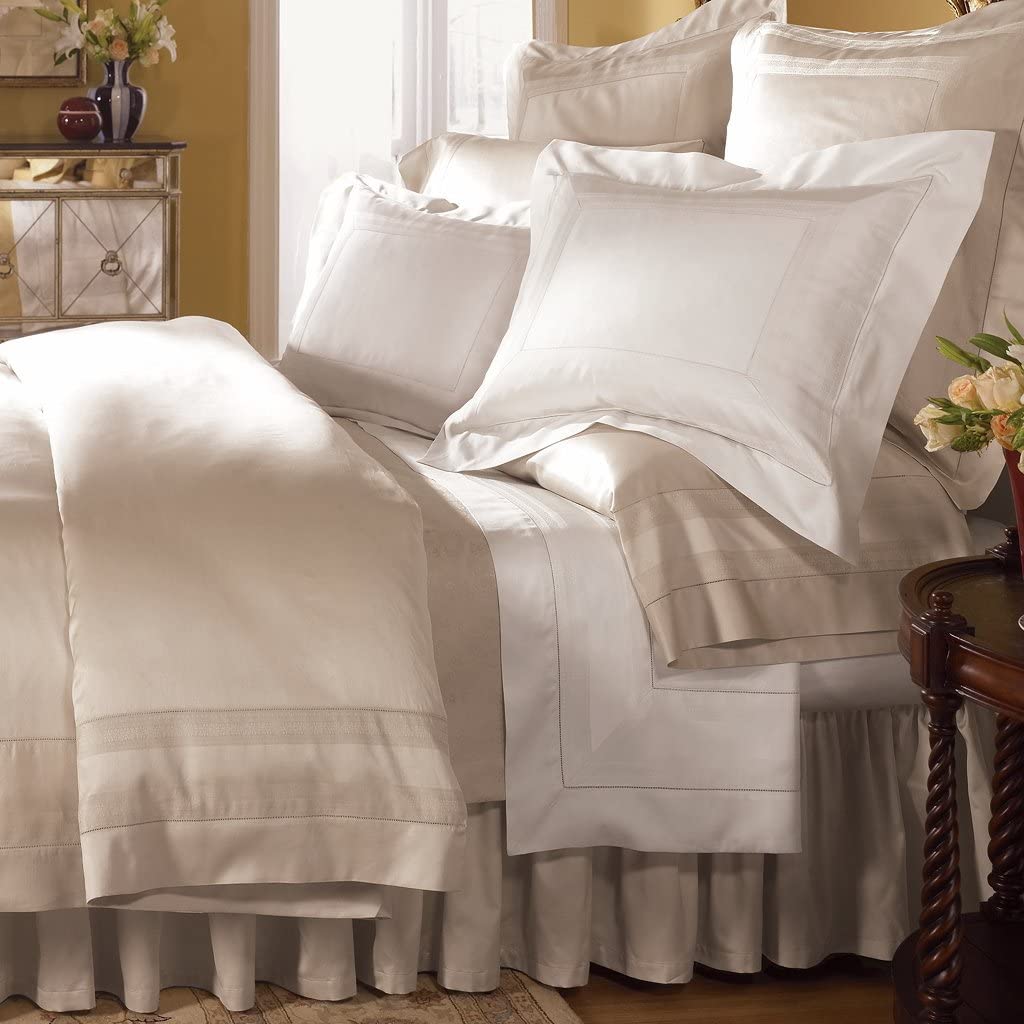 Price:$1701.00  Cardigan - Queen Duvet 90X94 32 OZ MED : Home & Kitchen