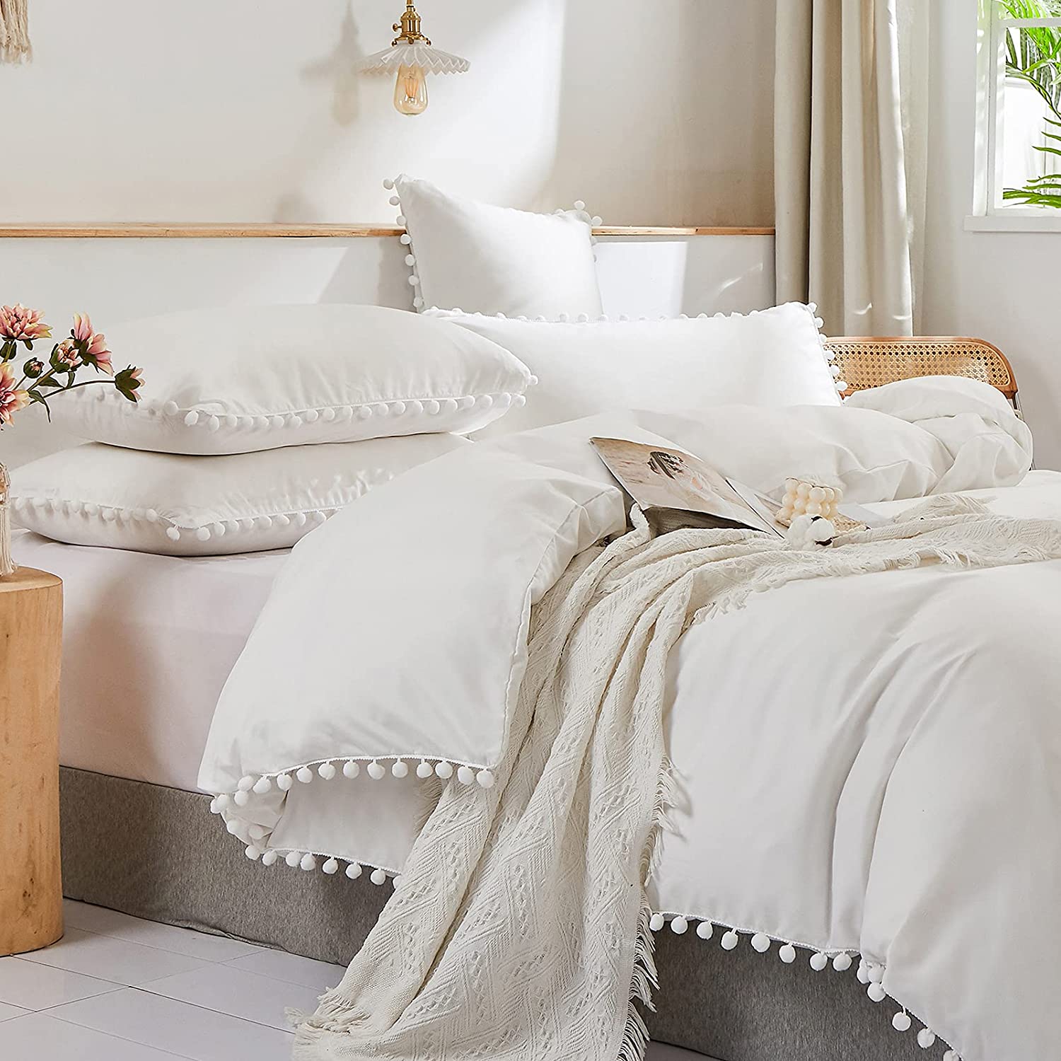 Price:$30.99  White Pom Poms Duvet Cover Twin Size,3 Pcs 100% Microfiber Boho Soft Fringe Ball Textured Solid Color Duvet Cover Set,1 Duvet Cover 2 Pillow Shams (White,Twin) : Home & Kitchen