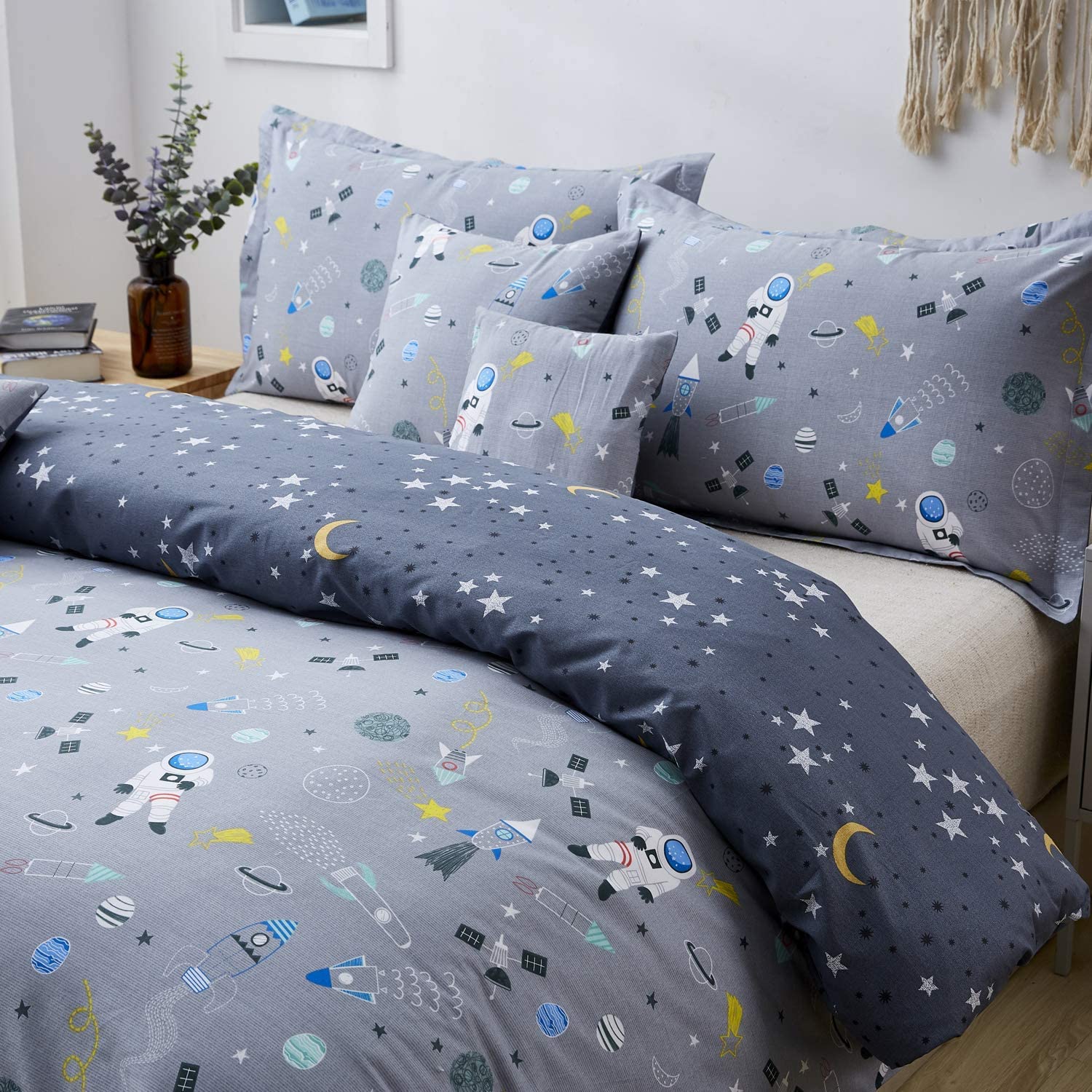 Price:$48.99  Boys Outer Space Astronaut Bedding Kids Bedding Sets Twin Size Grey 100% Cotton Duvet Cover Sets Reversible Zipper Closure : Home & Kitchen