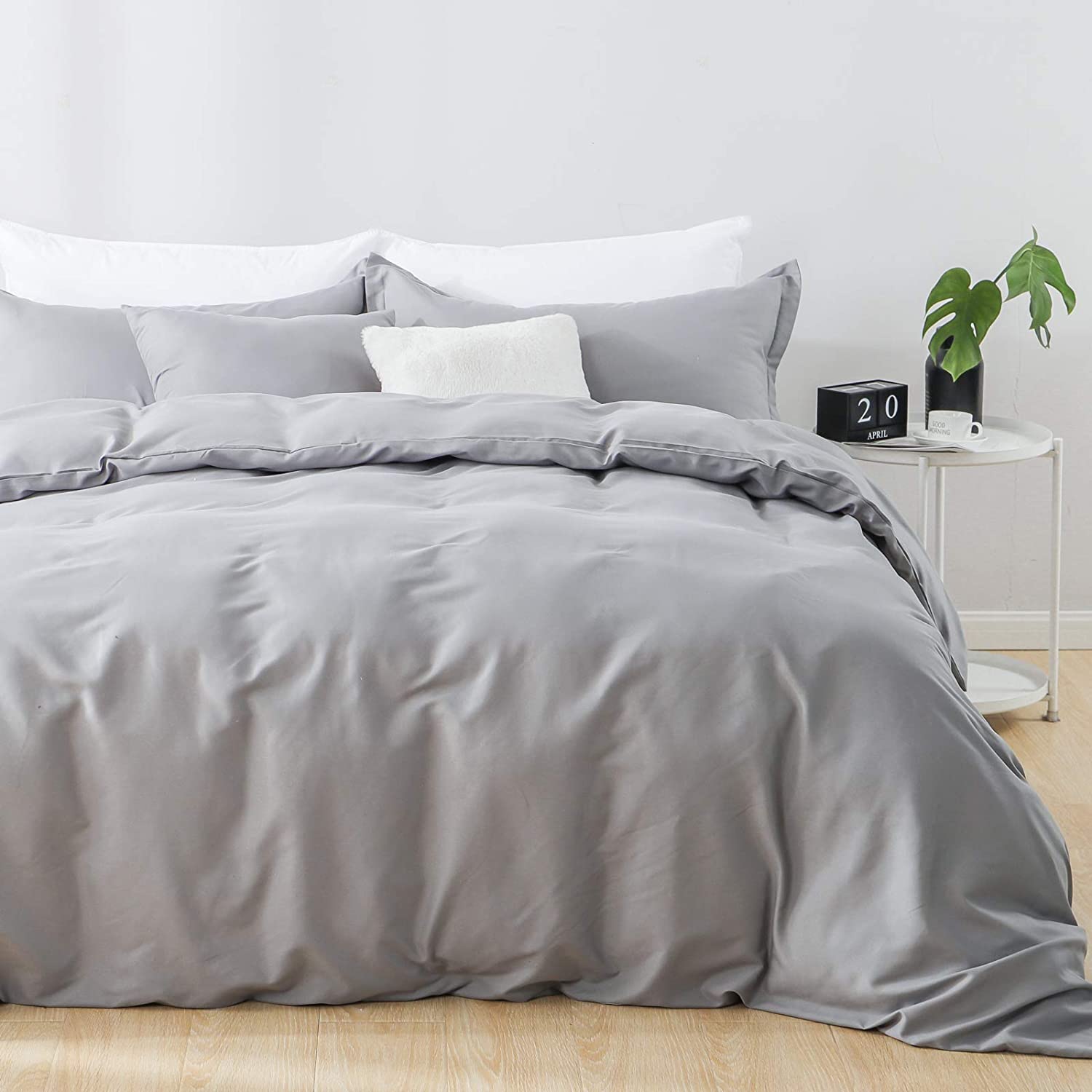 Price:$26.99  3 Pieces Duvet Cover Set Queen Size - Gray Ultra Soft Brushed Microfiber Duvet Cover with Bottom Zipper Closure and Corner Ties - Full/Queen 90"x90" : Everything Else