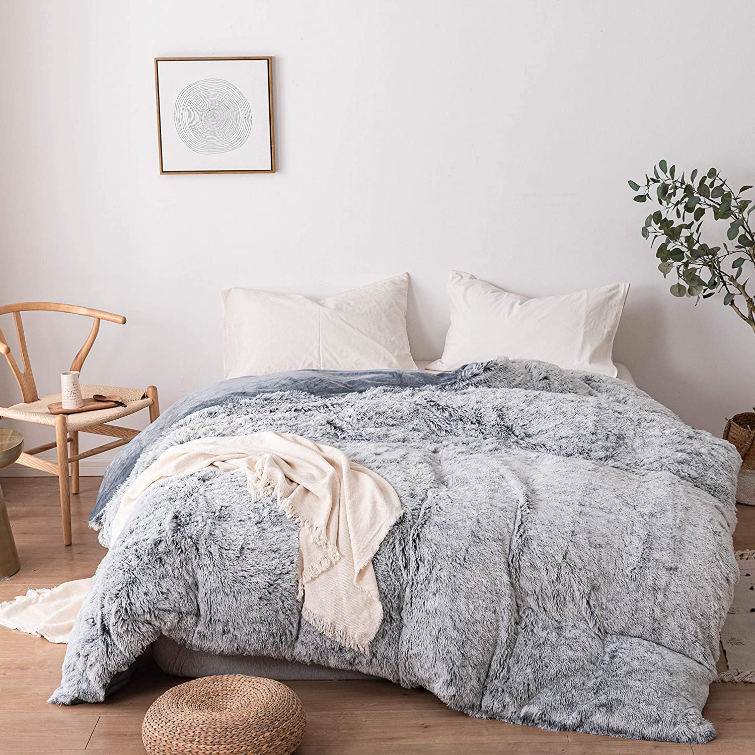 Price:$55.00  Faux Fur Duvet Cover | Luxury Fluffy Plush Shaggy Soft Duvet Cover Comforter 1 Piece Set (Gray Ombre, King) : Home & Kitchen