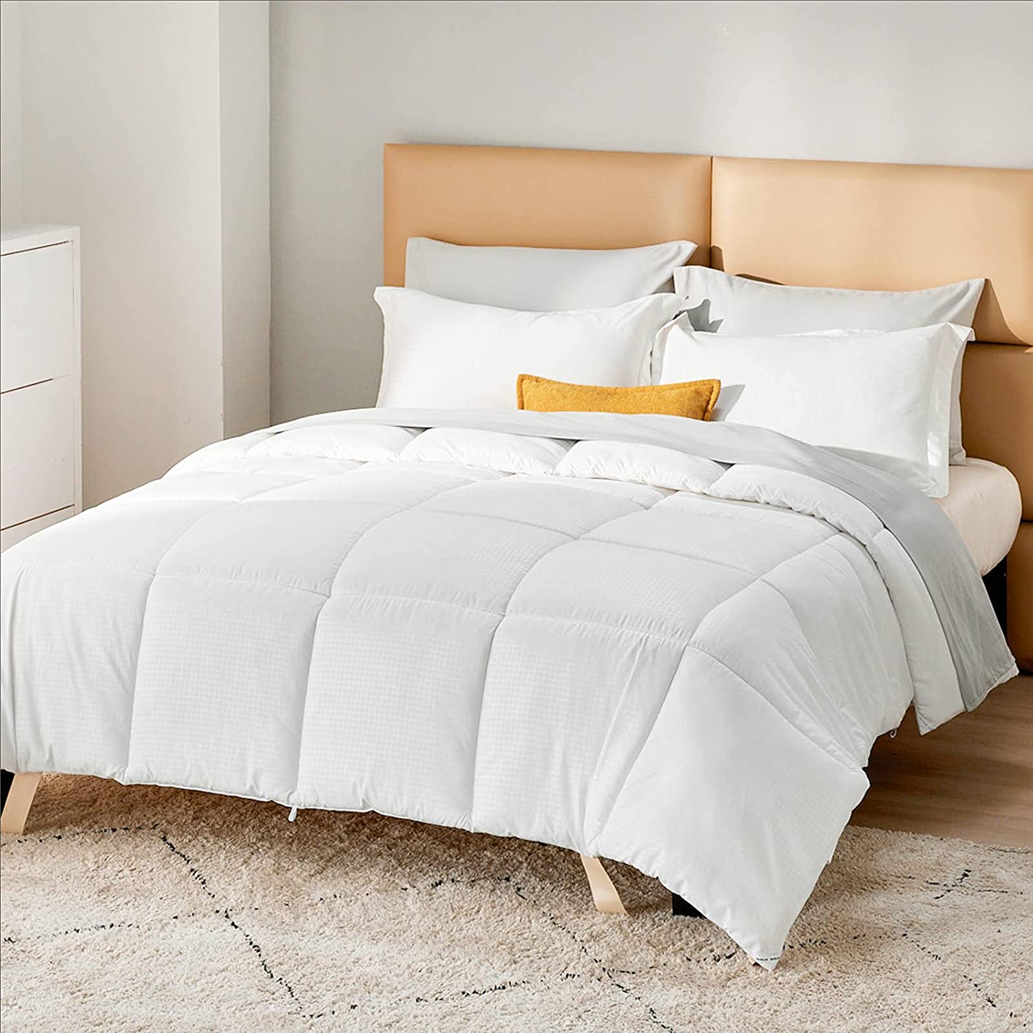 Price:$45.99  King Duvet Insert White Comforter - All Season Quilted Down Alternative King Size Comforter, 280 GSM Soft Moisture Wicking Machine Washable Bedding Comforters with Corner Tabs : Home & Kitchen