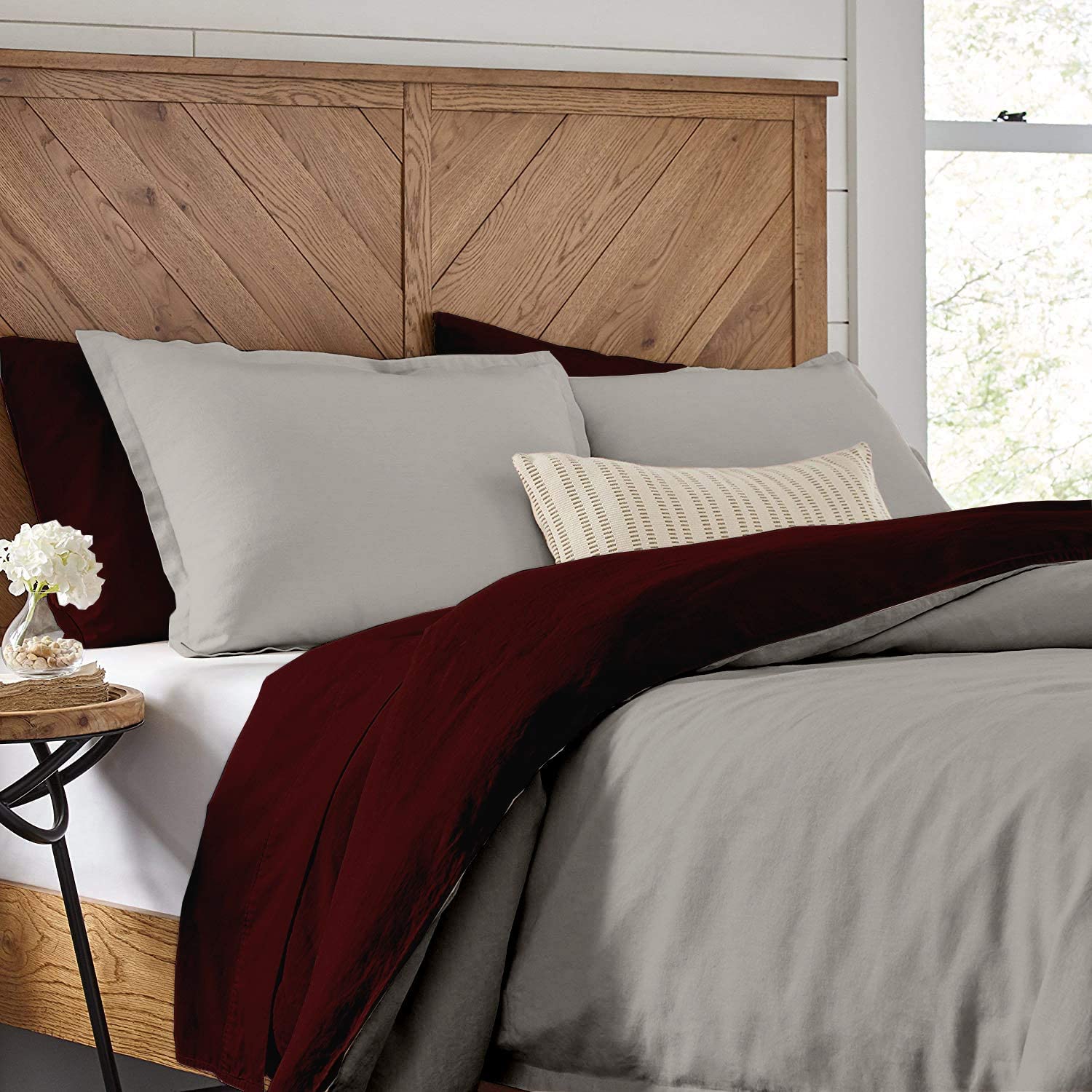 Price:$90.00  Culture 5 Piece Reversible Duvet Cover Set with Zipper Closure & Corner Ties 100% Egyptian Cotton 600 TC with Pillowshams Two Tone Bedding (Wine & Silver, California King/King) : Home & Kitchen