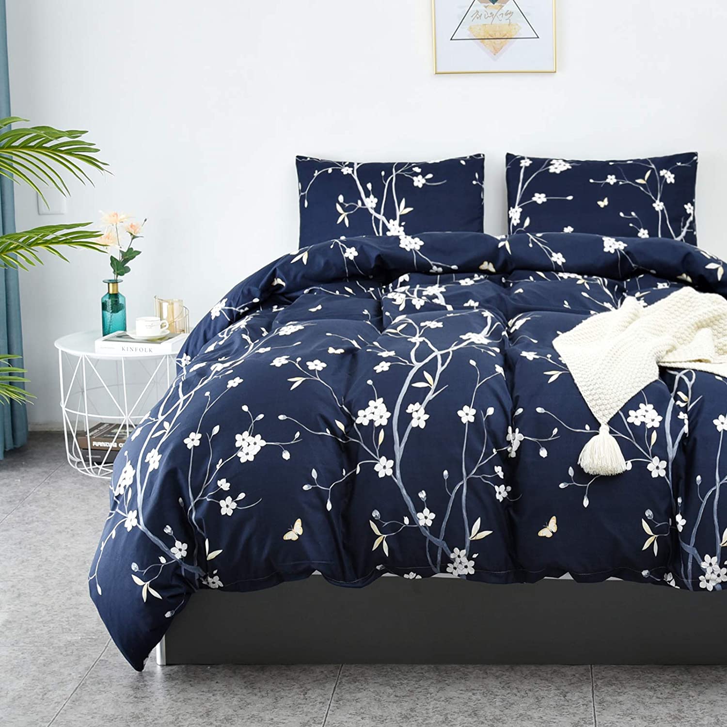 Price:$43.98  Duvet Cover King, Blue Floral Boho Duvet Cover Set, Floral Comforter Cover Farmhouse Bohemian Luxury Bedding Duvet Cover 3 Pieces : Home & Kitchen