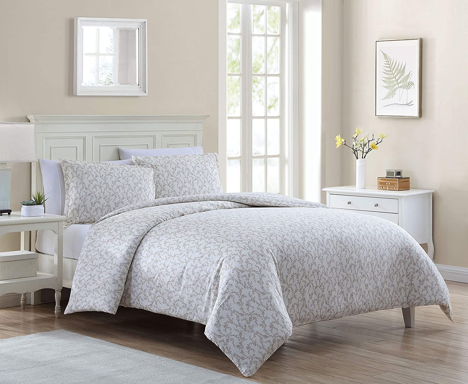 Price:$114.00  Ashley Victoria Collection Luxury Premium Ultra Soft Duvet Set, Lightweight & Comfortable Bedding, Stylish Design for Home Décor, Full/Queen, Taupe : Home & Kitchen