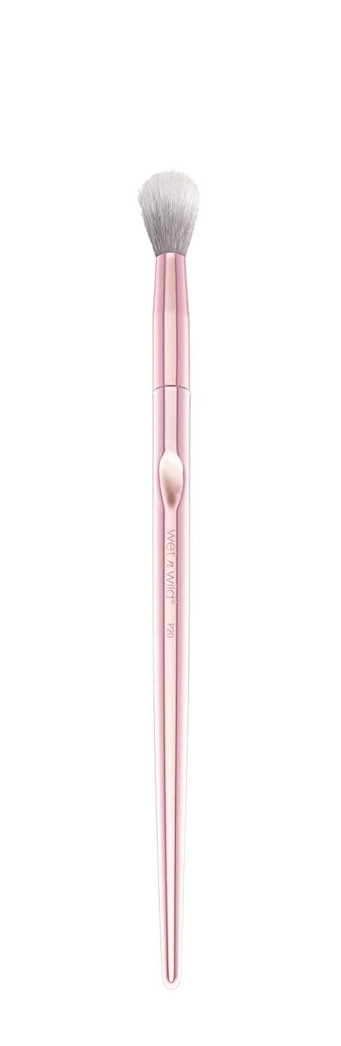 Price:$4.72    wet n wild Pro Brush Line Fluffy Blending Brush  Beauty