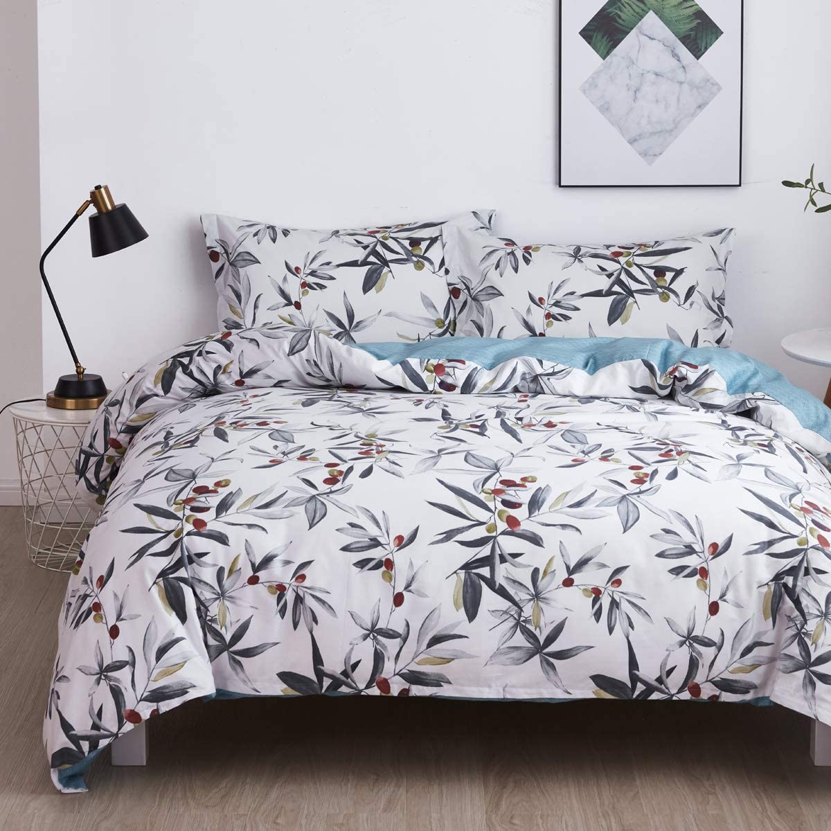 Price:$35.99    OAITE Duvet Cover Set, 100% Cotton Duvet Cover, Ultra Soft and Easy Care, Bedding Queen Size Set, 3-Piece Duvet Cover Set Includes 2 Pillow Shams (Green-Dates, Queen)  Home & Kitchen