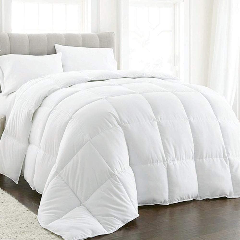 Price:$33.99    ZOOM LUAN White All-Season King Quilted Down Alternative Comforter -Soft Plush Microfiber Fill -Duvet Insert with Corner Taps (White, King Size 102-by-90inc)  Home & Kitchen