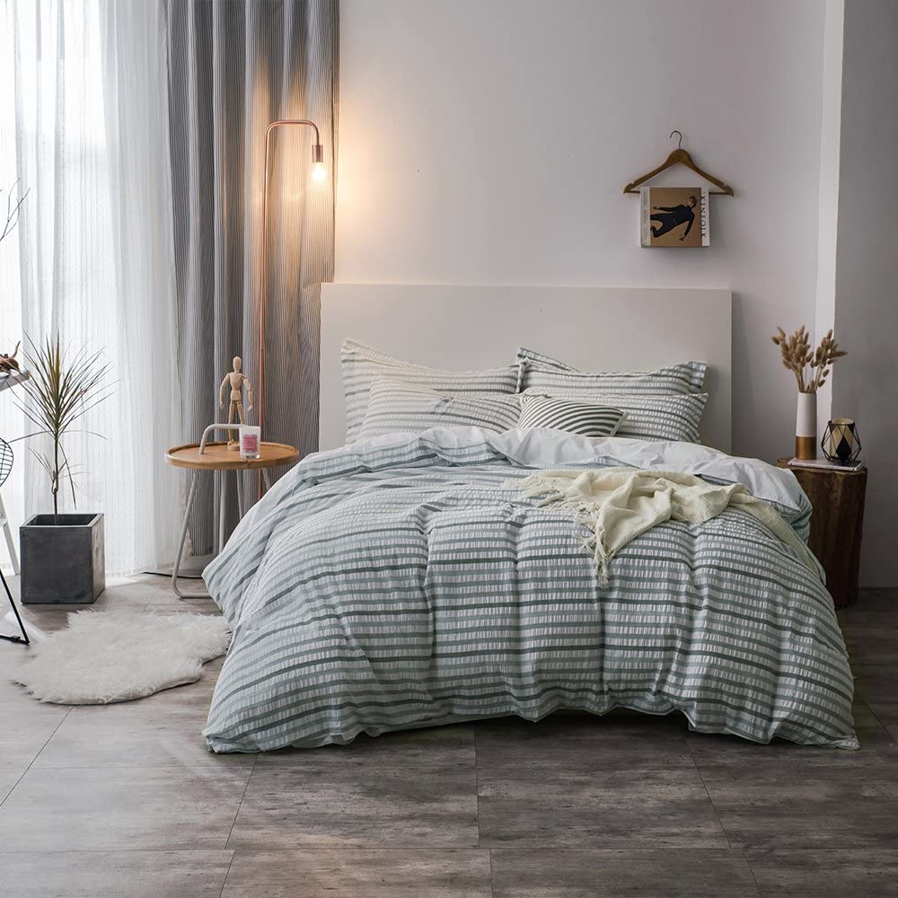 Price:$39.99    Merryfeel Cotton Duvet Cover Set,100% Cotton Yarn Dyed Seersucker Stripe Comforter Cover with 2 Pillwoshams,3 Pieces Bedding Set - Full/Queen  Home & Kitchen