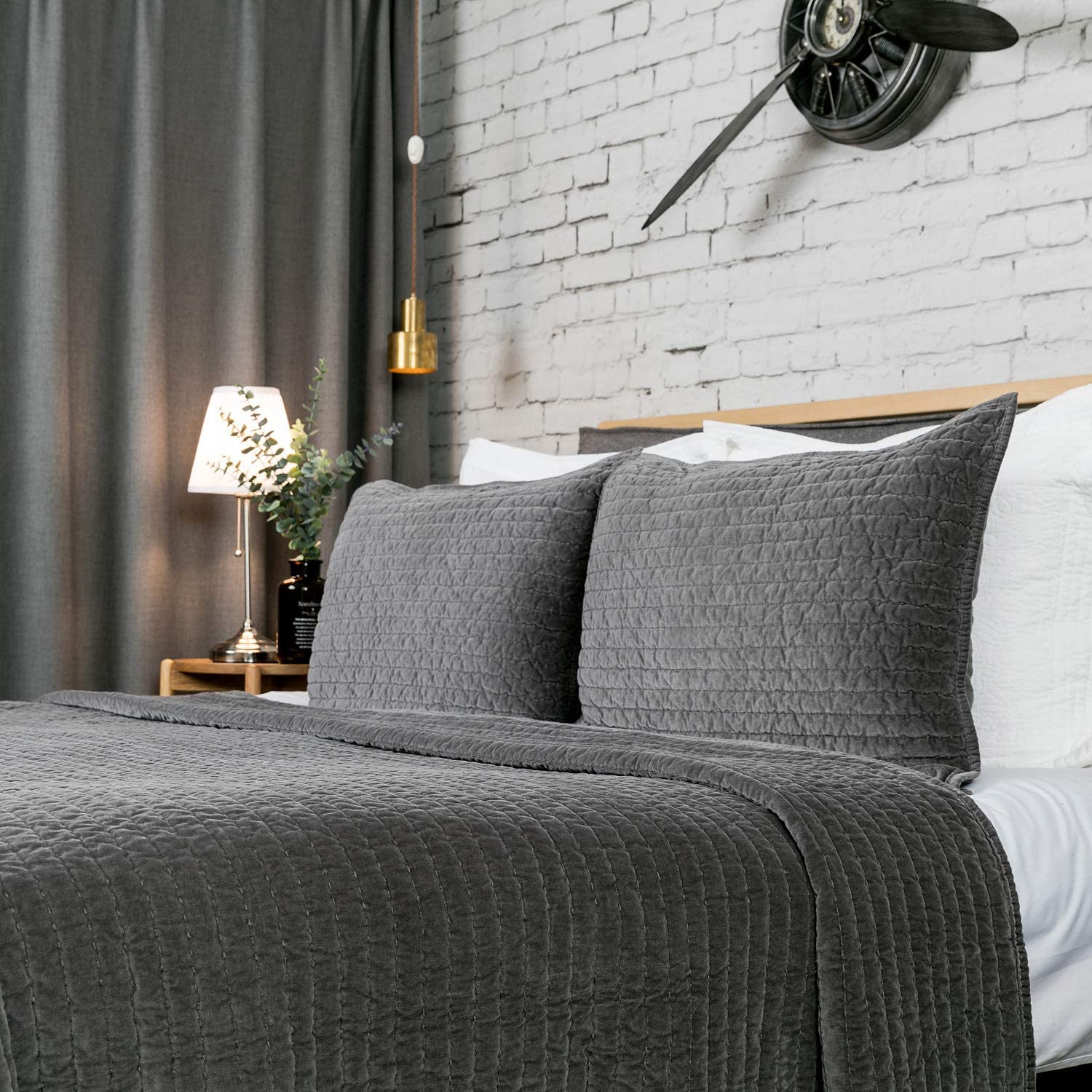 Price:$99.99    Elegant Life Reversible Royal Cotton Velvet Pic-Stitch Bedding Quilt Bedspread Queen 88''x 92'', Gray  Home & Kitchen