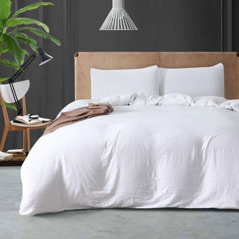 Price:$19.95    NuvoLe Home White Duvet Cover Set Queen, 3 PCS Bedding Set,Machine Washable, with 4 Corner Ties, 90”X90”(Queen Size)  Home & Kitchen