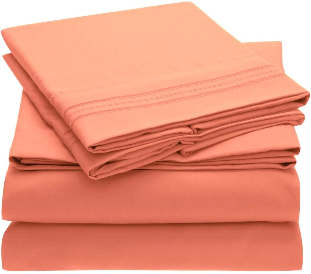 Price:$29.70    Mellanni Bed Sheet Set - Brushed Microfiber 1800 Bedding - Wrinkle, Fade, Stain Resistant - 4 Piece (King, Coral)  Home & Kitchen
