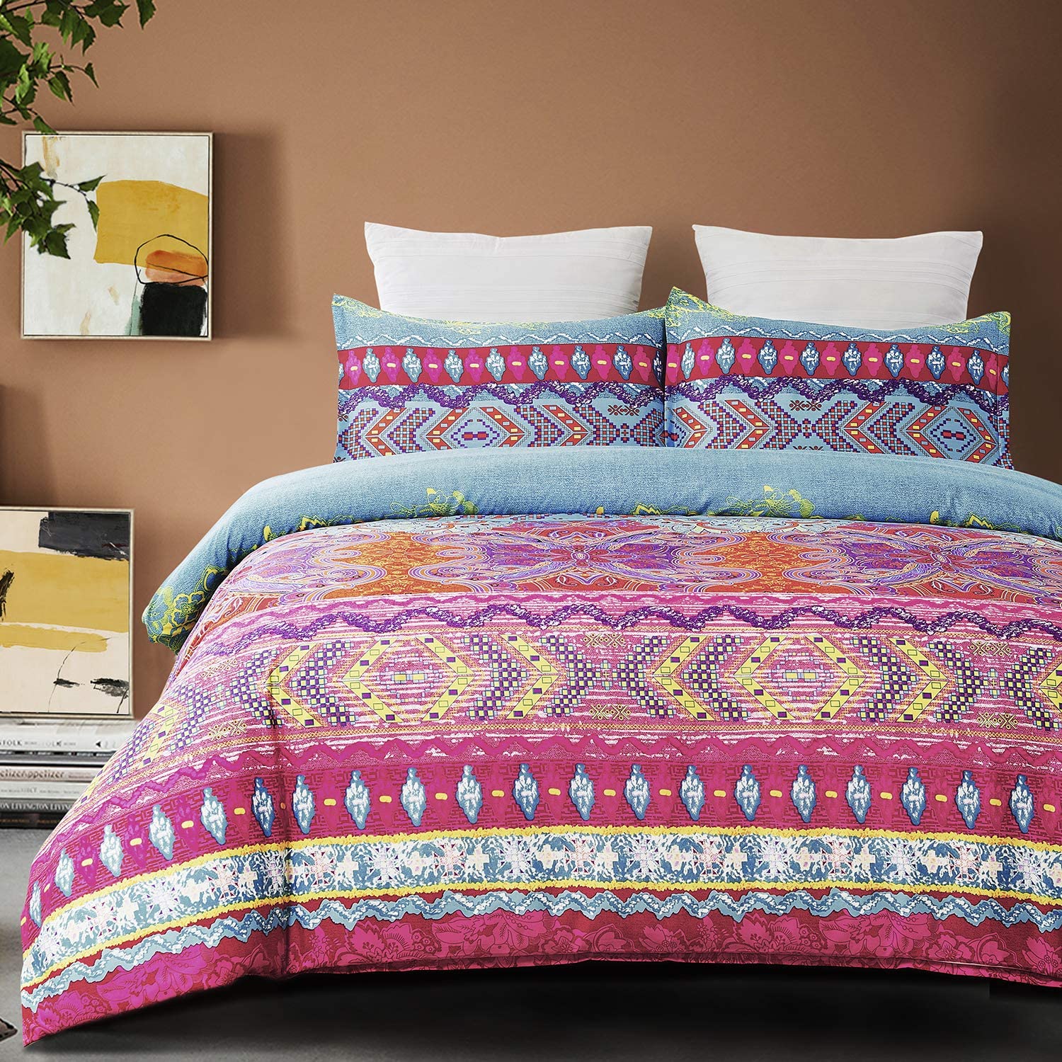 Price:$27.95    Vaulia Soft Microfiber Duvet Cover Set, Boho-Chic Print Pattern, Pink Color - Queen Size (3-Piece Set)  Home & Kitchen