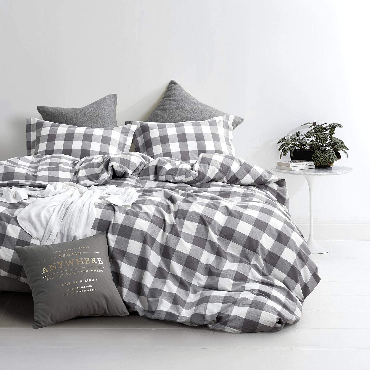 Price:$36.69    Jameswish Gray Buffalo Plaid Full Duvet Cover Set Grey White Buffalo Check Geometric Gingham Grid Bedding Set Soft Microfiber Modern Farmhouse Checker Comforter Quilt Covers for Home Decoration  Home & Kitchen
