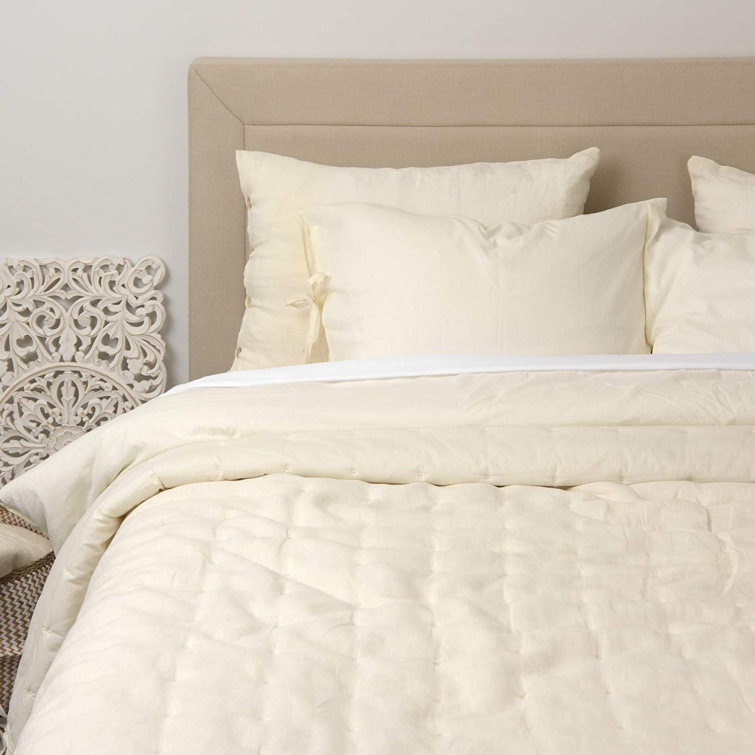 Price:$175.99    Best Home Fashion Linen and Cotton Tufted Quilt- Casual Elegance, Lightweight and Stylish Bedding, Blanket-QUEEN-WHITE-88” L x 92” W  Home & Kitchen