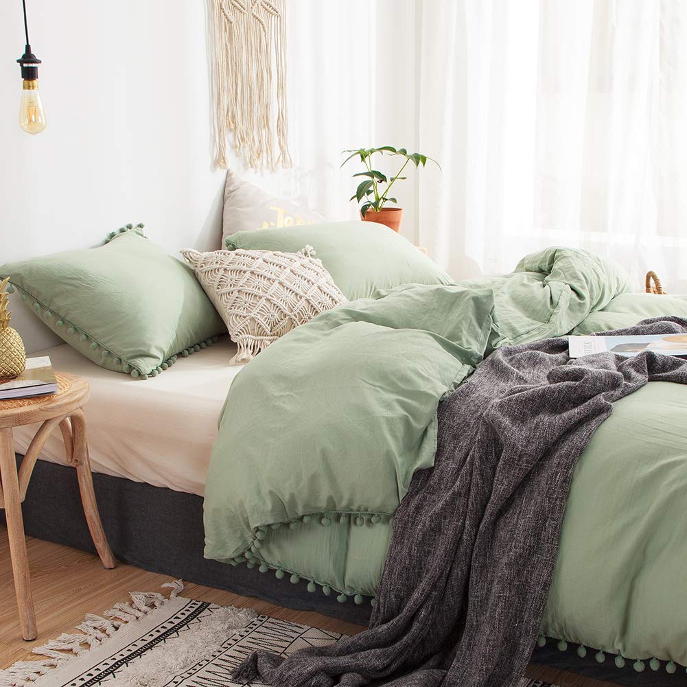 Price:$39.99    MOVE OVER 2 Pieces Dark Green Duvet Cover Set Green Bedding Ball Fringe Pattern Design Soft Dark Sea Green Bedding Set Twin 1 Duvet Cover 1 Ball Fringe Pillow Sham (Twin, Dark Sea Green)  Home & Kitchen