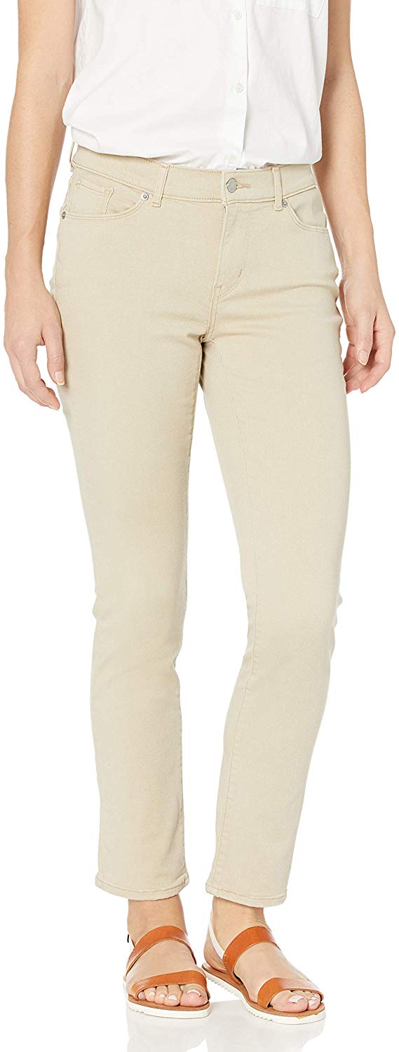 Price:$12.86 Levi's Women's Classic Straight Jeans at Amazon Women's Jeans store
