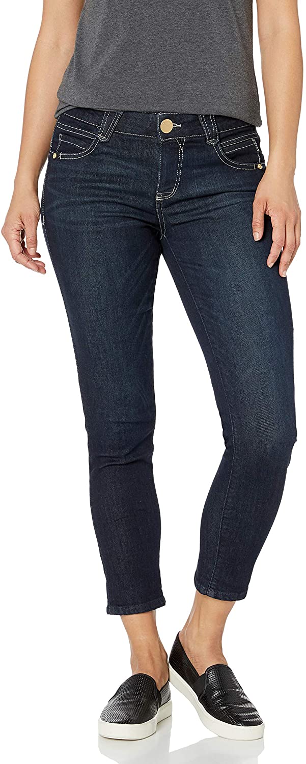 Price:$50.32    Democracy Women's Petite, Ab Solution Crop  Clothing